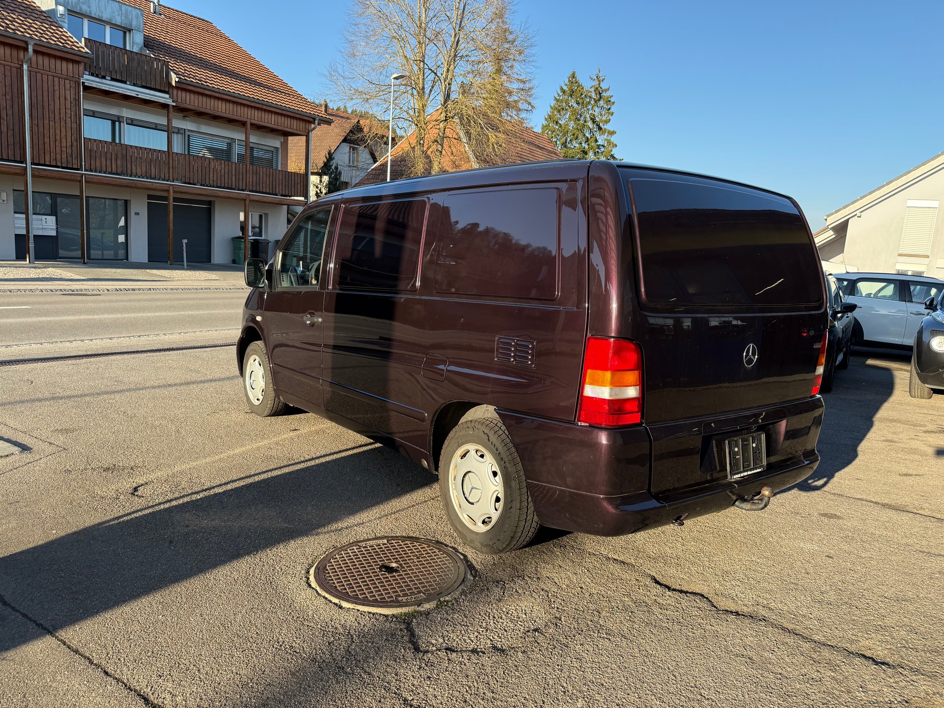 MERCEDES-BENZ Vito 113 2.0i-16-image-3
