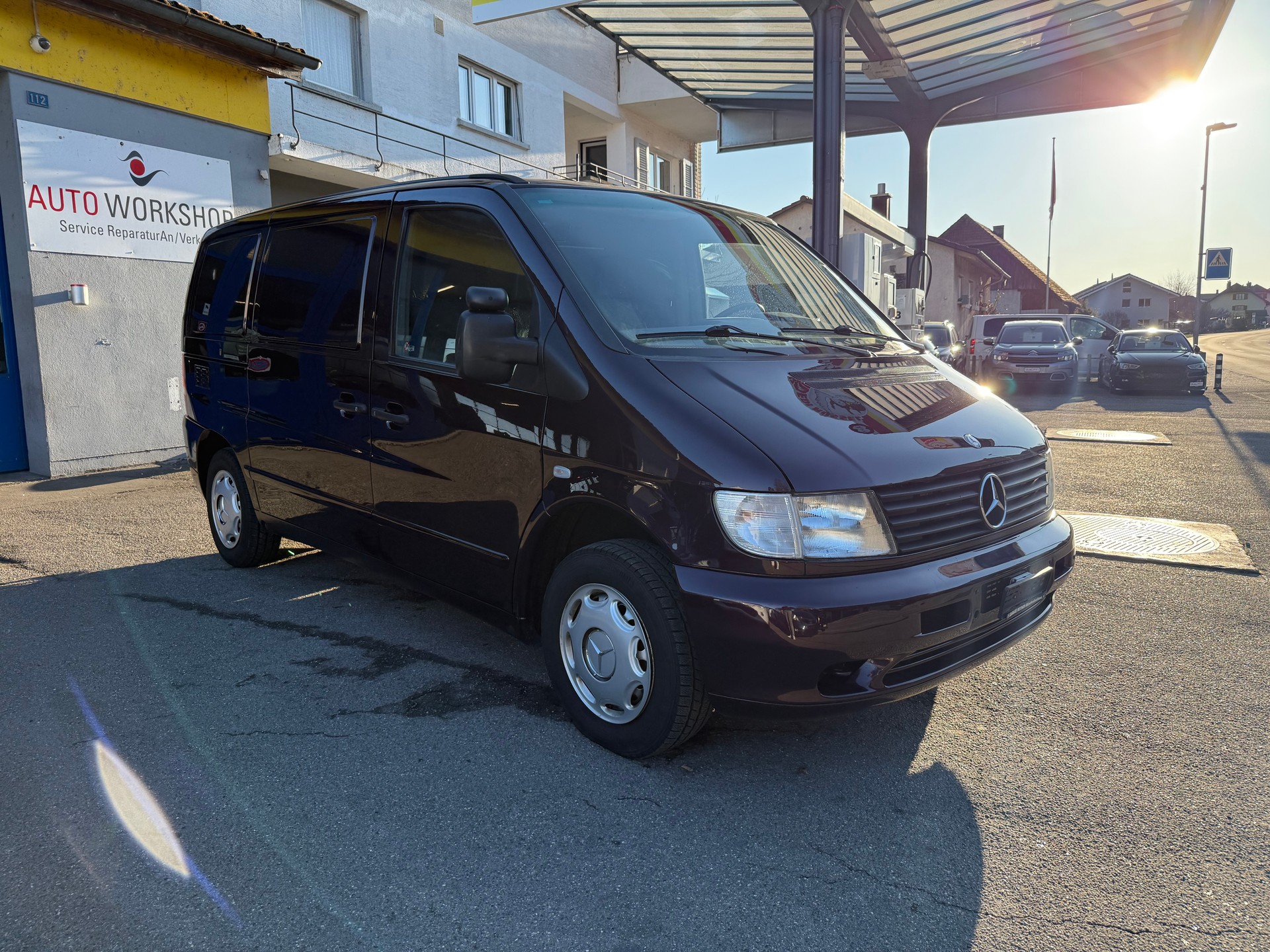MERCEDES-BENZ Vito 113 2.0i-16-image-0
