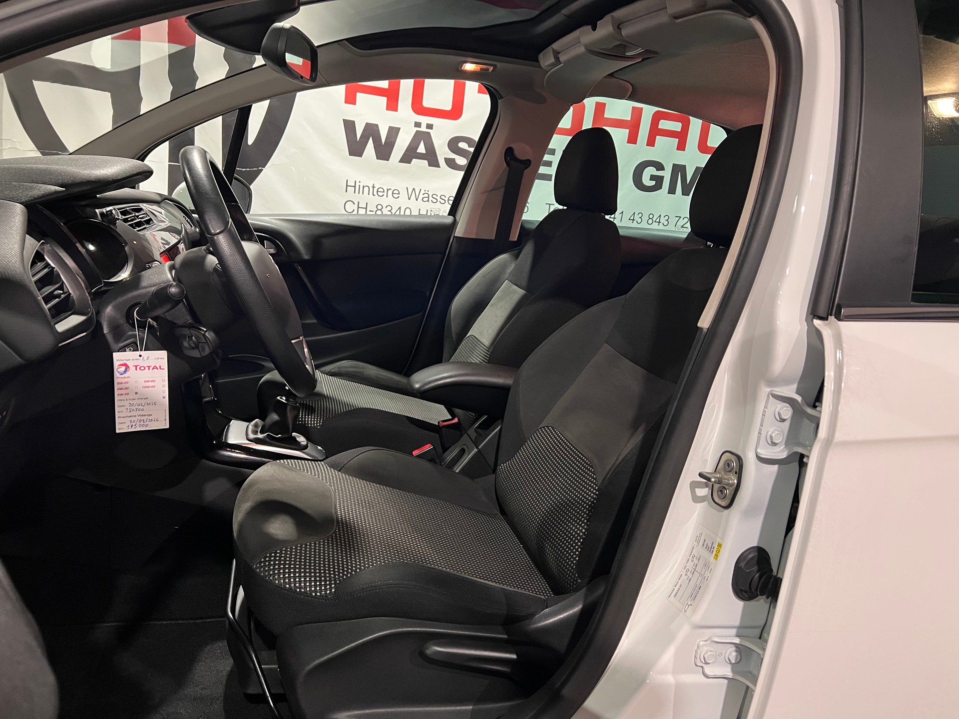 CITROEN C3 1.6 16V HDi Exclusive-image-9