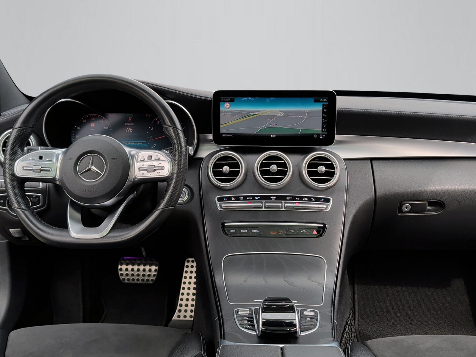 MERCEDES-BENZ C 200 Swiss Star AMG Line 4M 9G-Tronic-image-5