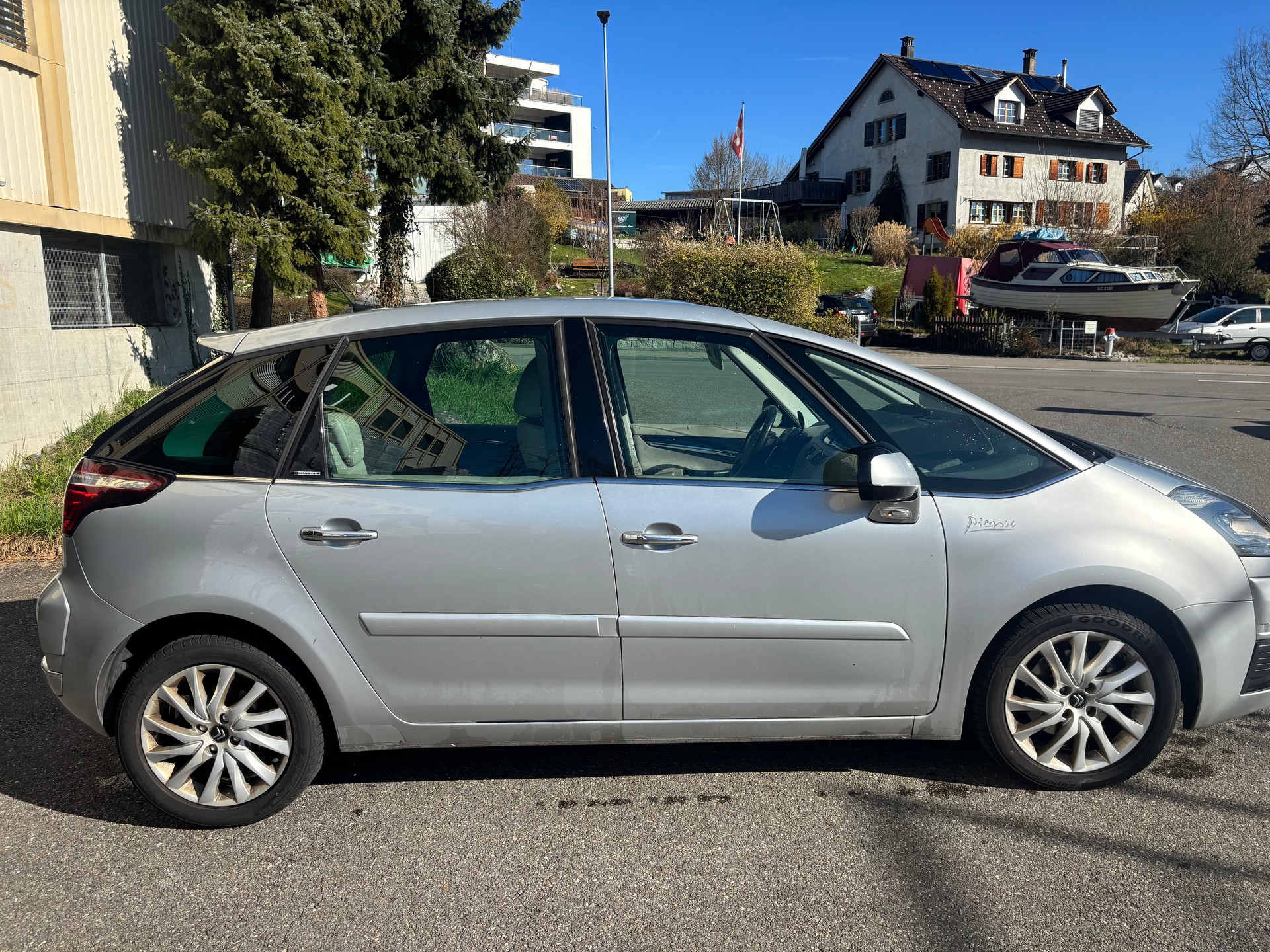 CITROEN Grand C4 Picasso 2.0 HDI Exclusive Automatic-image-5