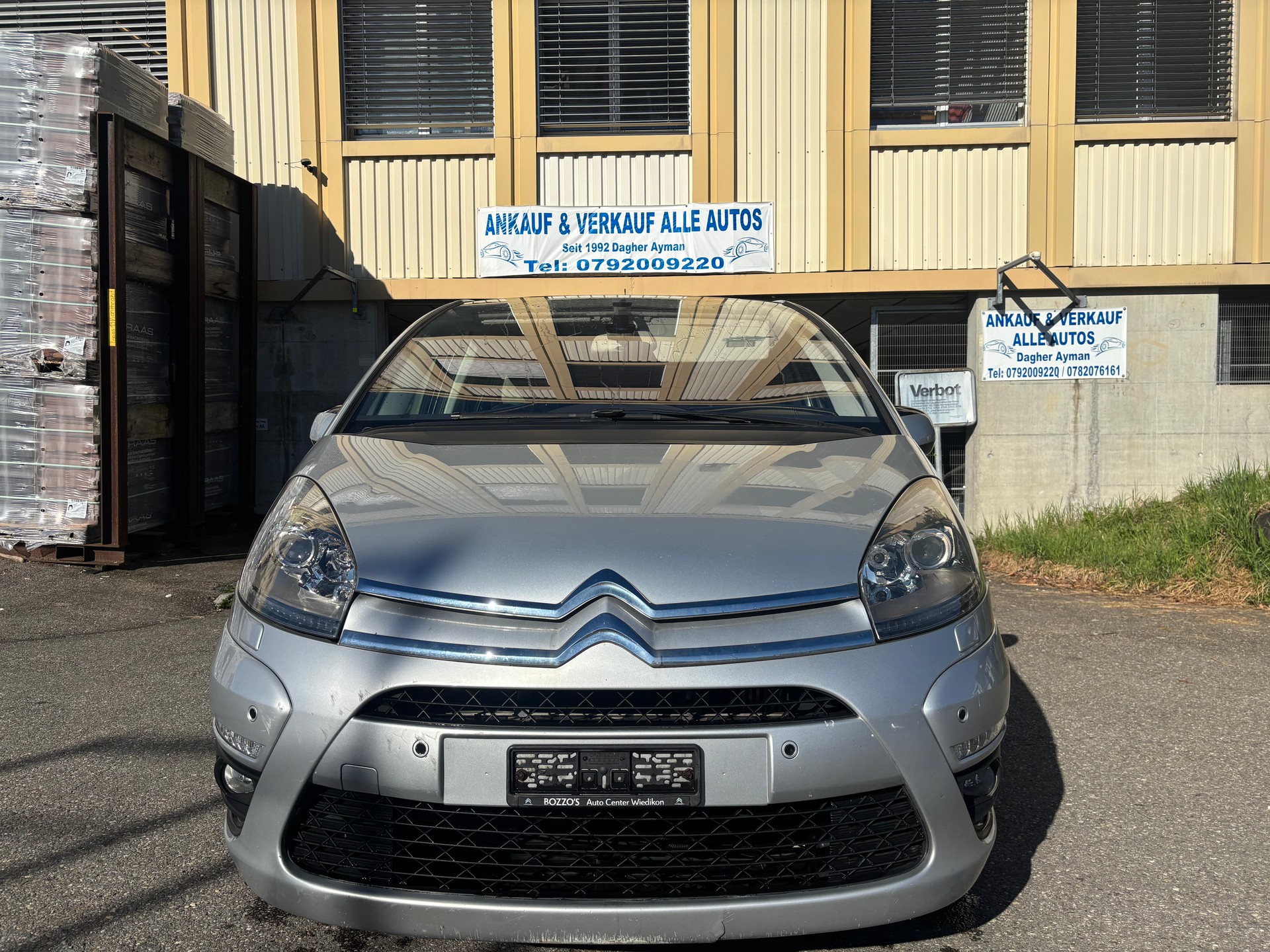 CITROEN Grand C4 Picasso 2.0 HDI Exclusive Automatic-image-0