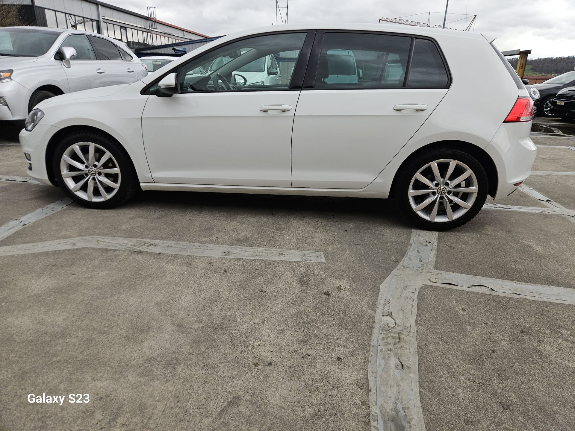 VW Golf 2.0 TDI Comfortline 4Motion-image-1