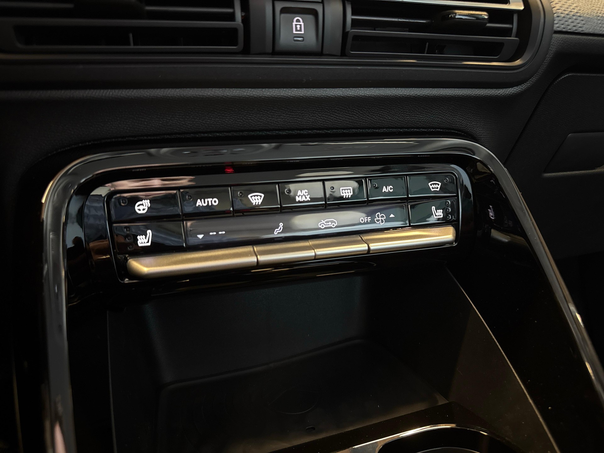 CITROEN C3 1.2 Hybrid Max-image-14