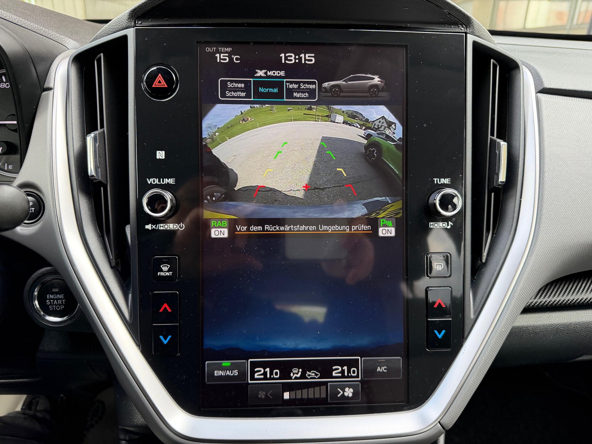 SUBARU Crosstrek 2.0 e-Boxer Swiss Plus AWD Lineartronic-image-5