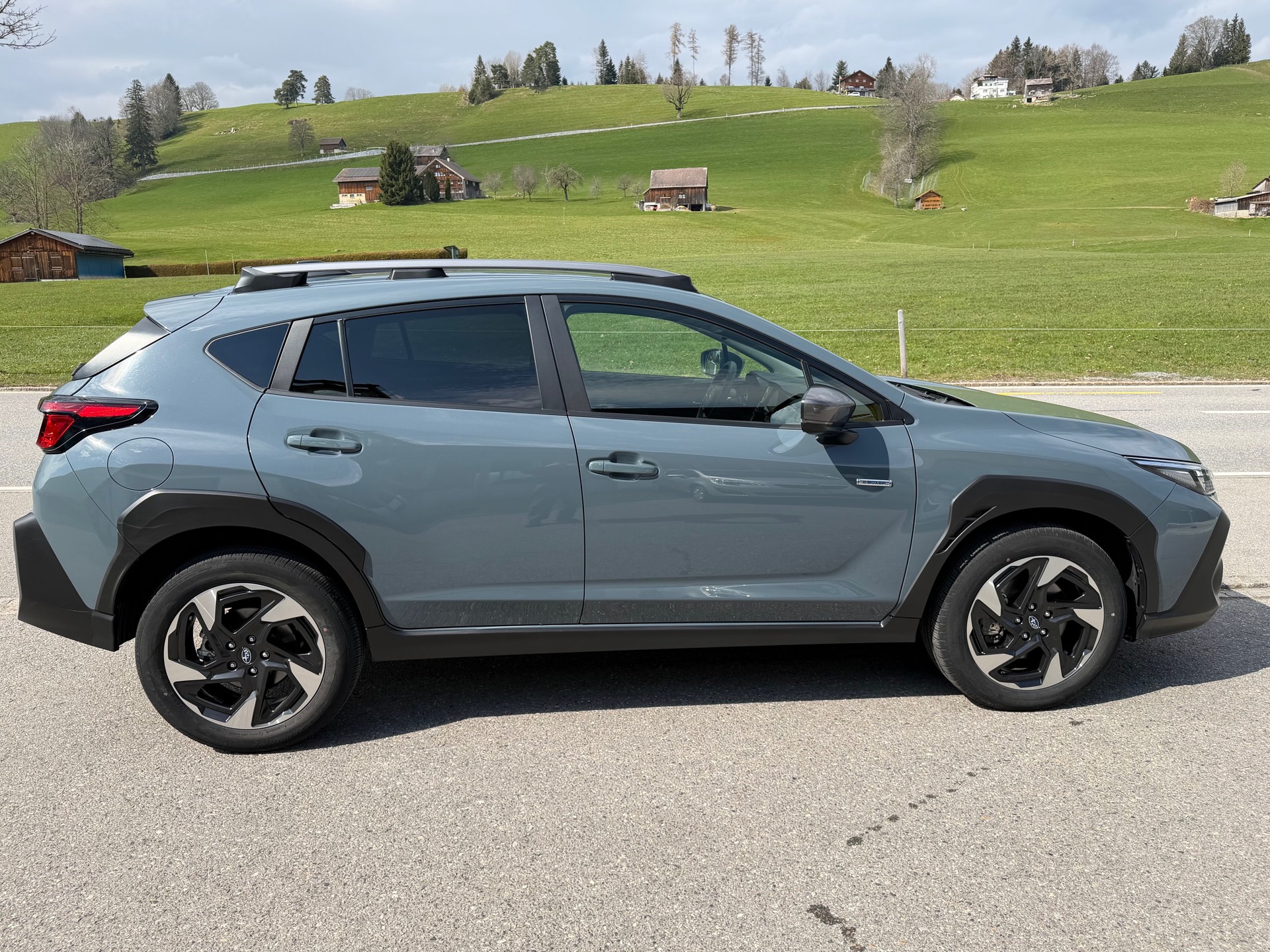 SUBARU Crosstrek 2.0 e-Boxer Swiss Plus AWD Lineartronic-image-9