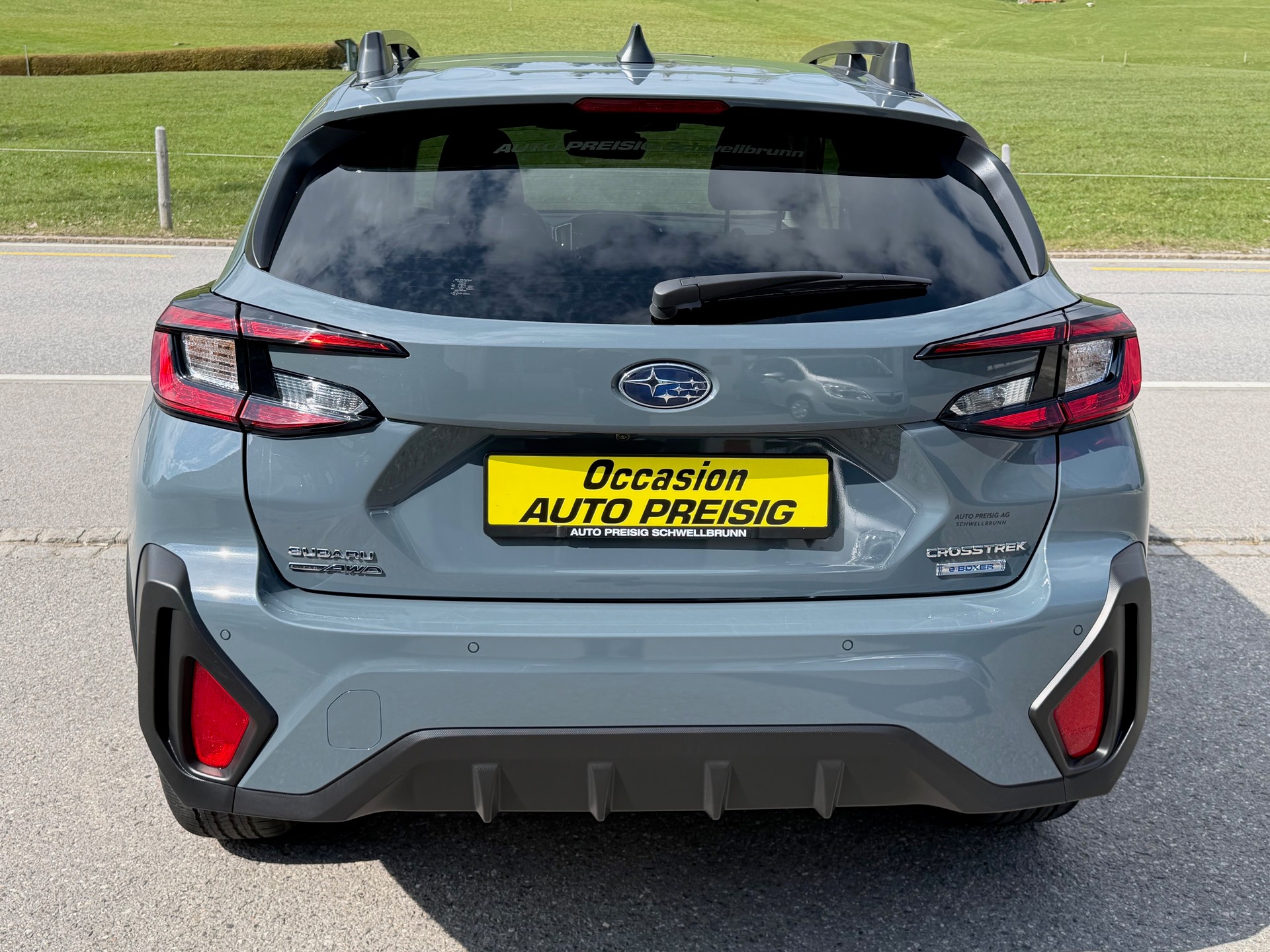 SUBARU Crosstrek 2.0 e-Boxer Swiss Plus AWD Lineartronic-image-14