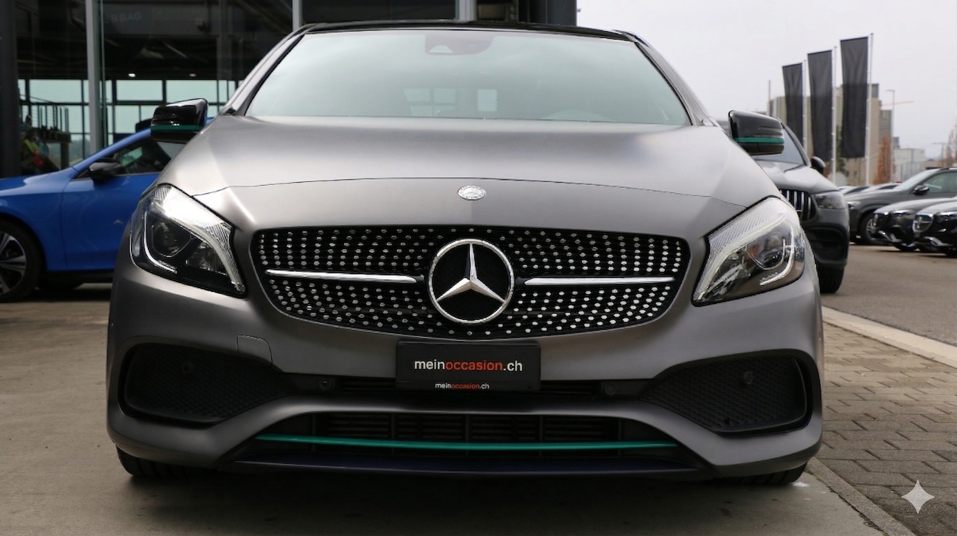 MERCEDES-BENZ A 250 Sport 4Matic-image-5