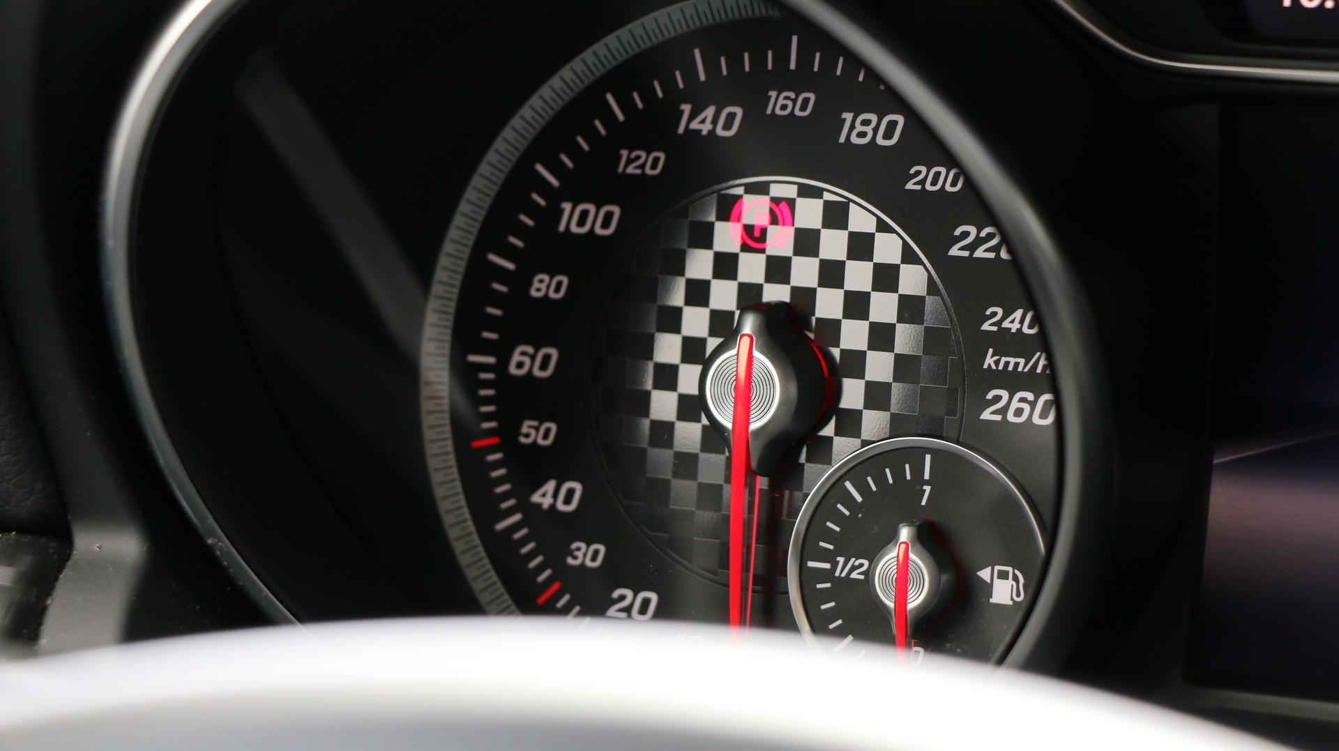 MERCEDES-BENZ A 250 Sport 4Matic-image-22