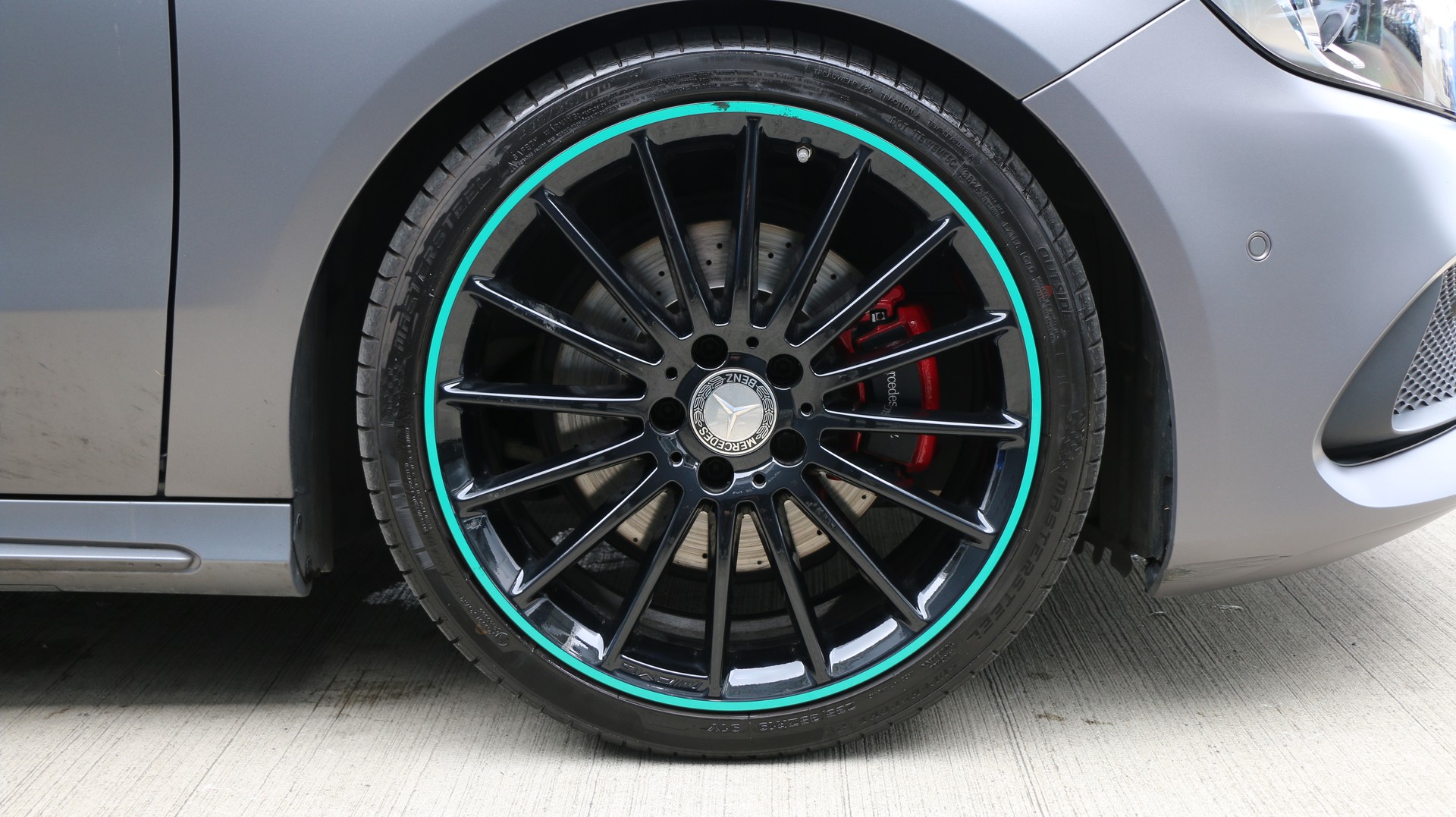 MERCEDES-BENZ A 250 Sport 4Matic-image-7