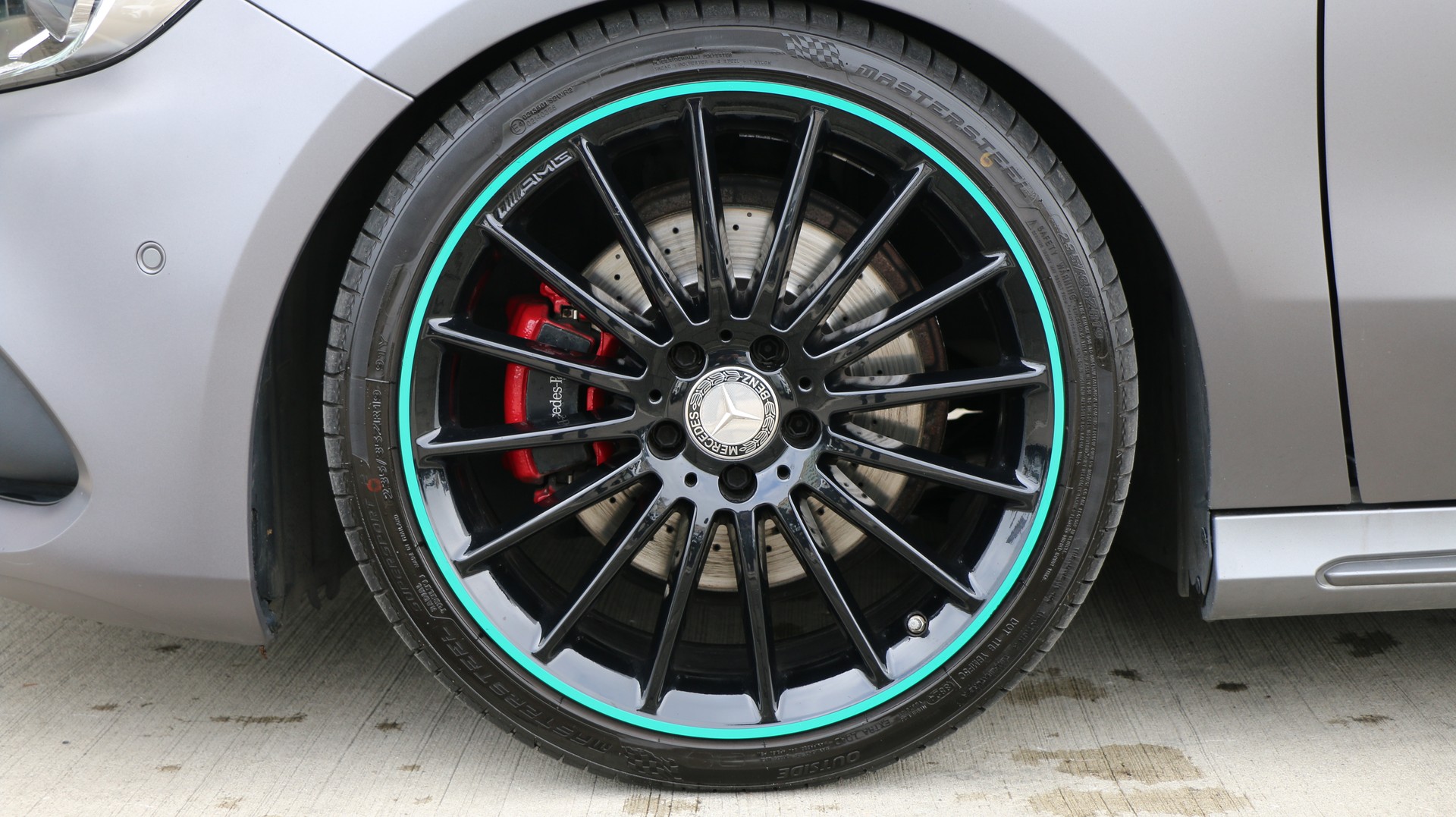 MERCEDES-BENZ A 250 Sport 4Matic-image-8