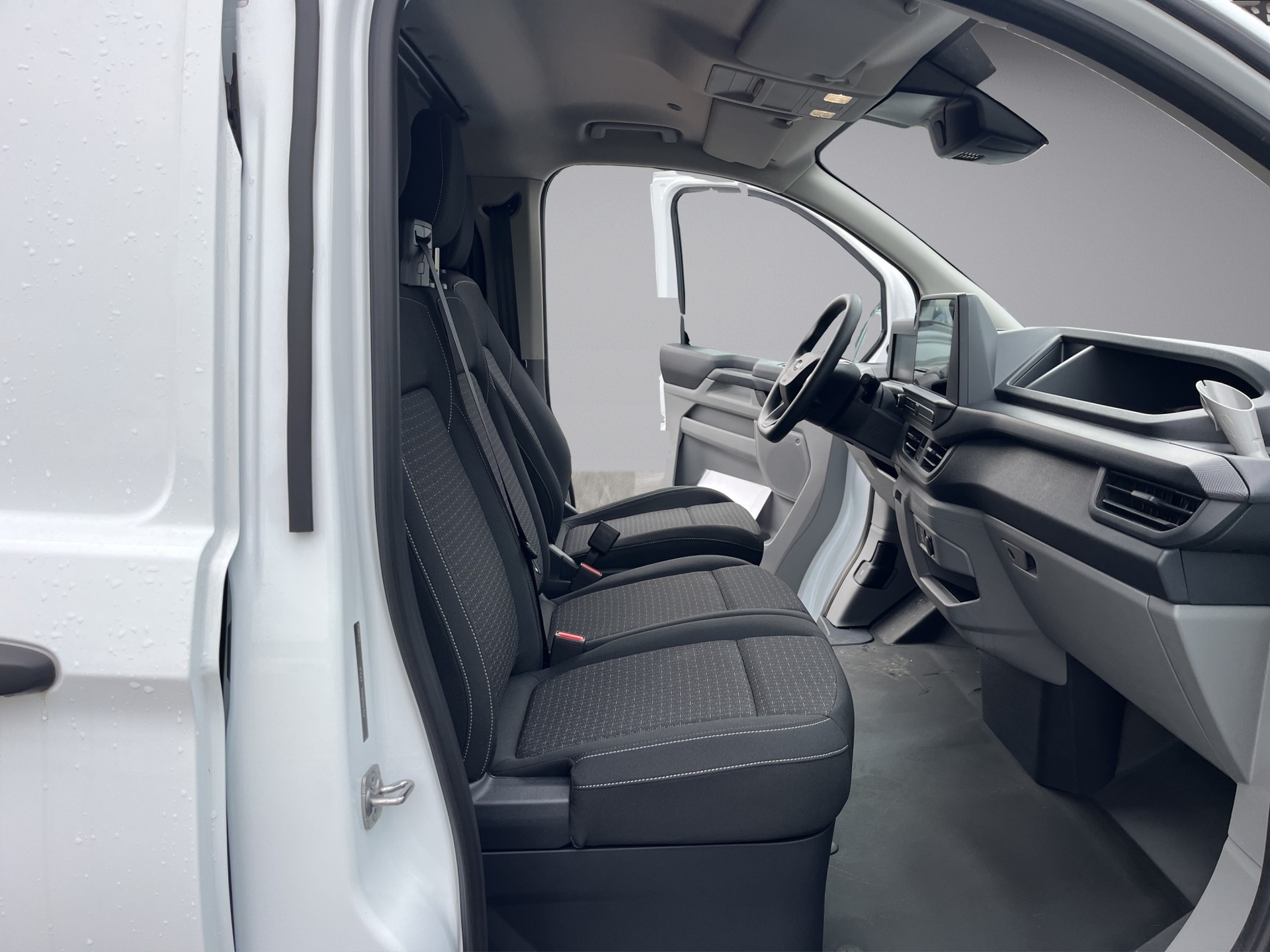 FORD Transit Custom Van 320 L2H1 Trend Automat 4x4-image-13