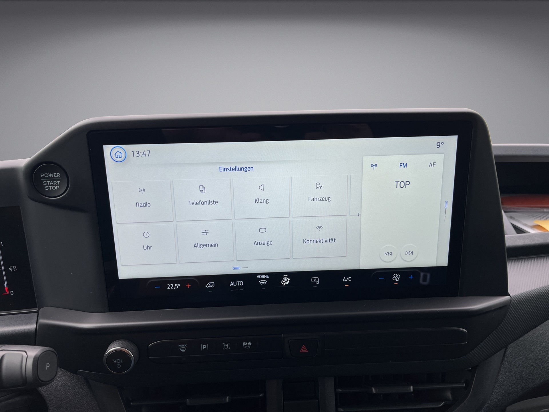 FORD Transit Custom Van 320 L2H1 Trend Automat 4x4-image-15
