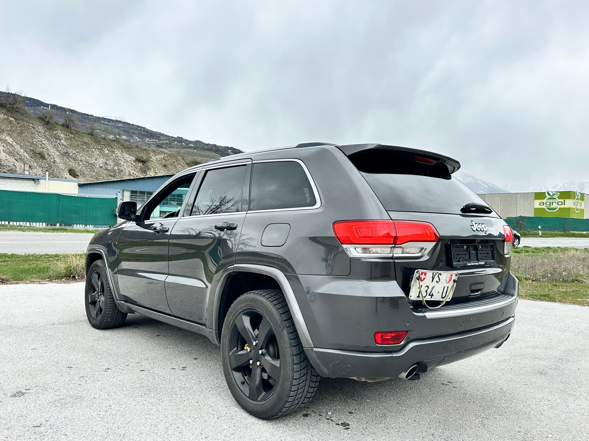 JEEP Grand Cherokee 3.0 CRD Platium Edition-image-6
