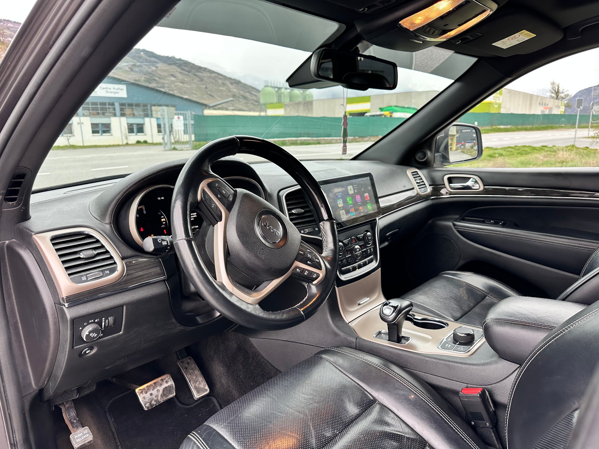JEEP Grand Cherokee 3.0 CRD Platium Edition-image-8