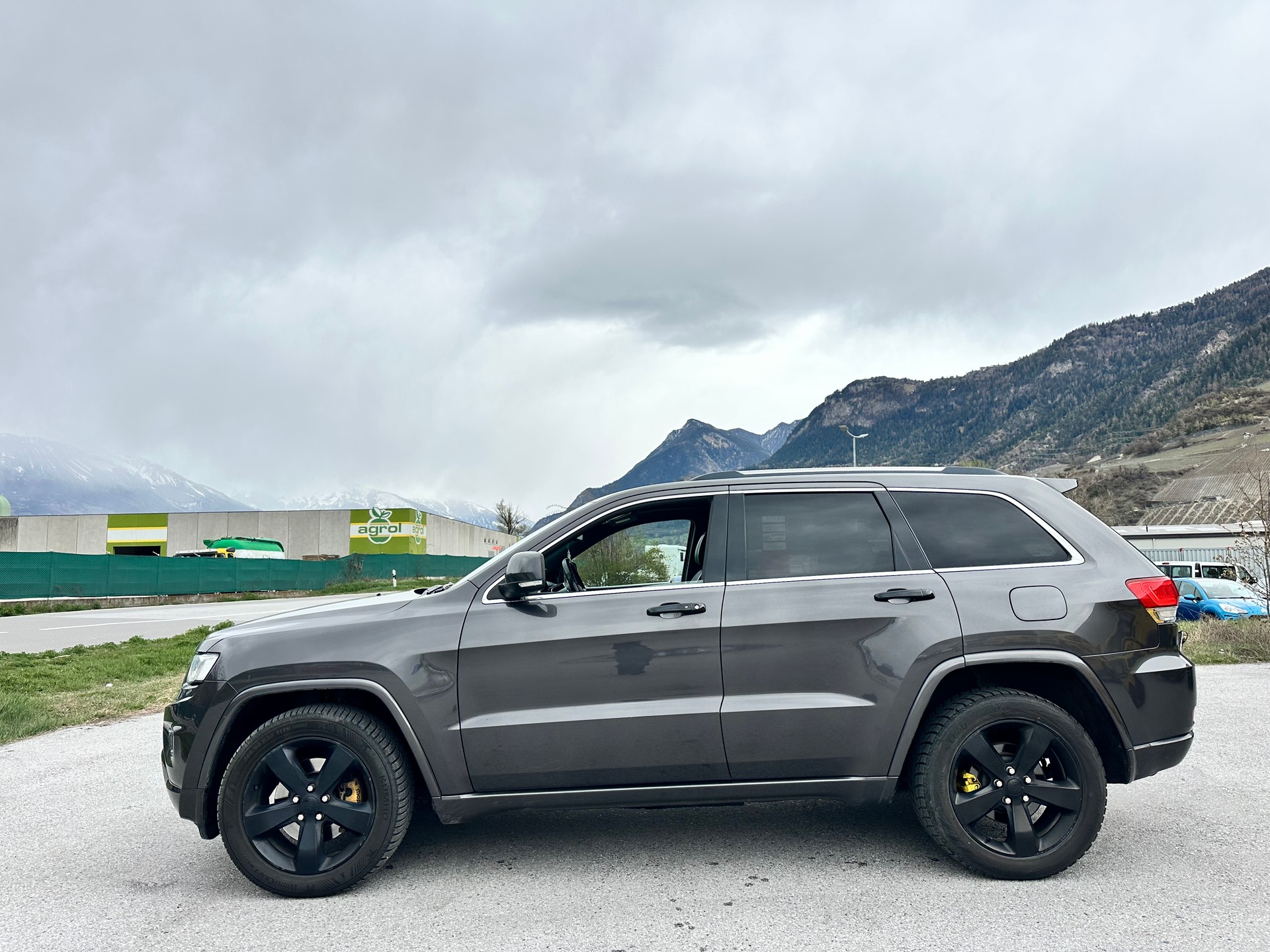 JEEP Grand Cherokee 3.0 CRD Platium Edition-image-3