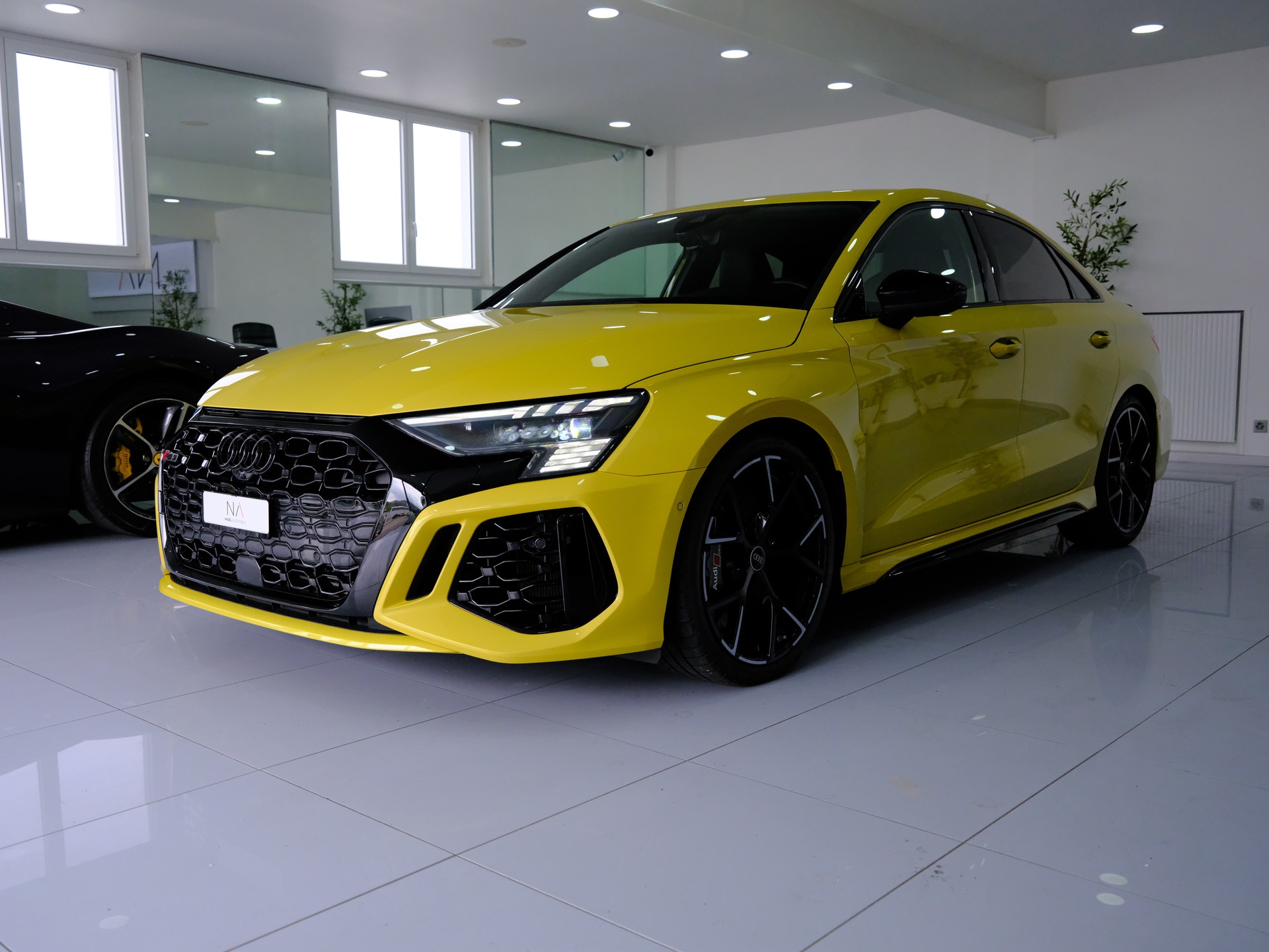 AUDI RS3 Limousine 2.5 TSI quattro S-tronic-image-3