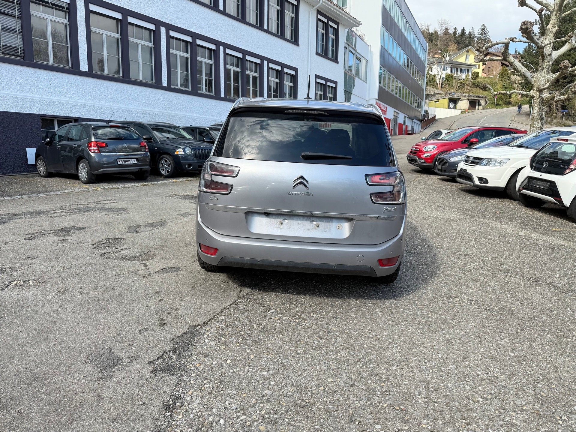 CITROEN Grand C4 Picasso 1.6i 16V THP Feel Edition EAT6-image-4