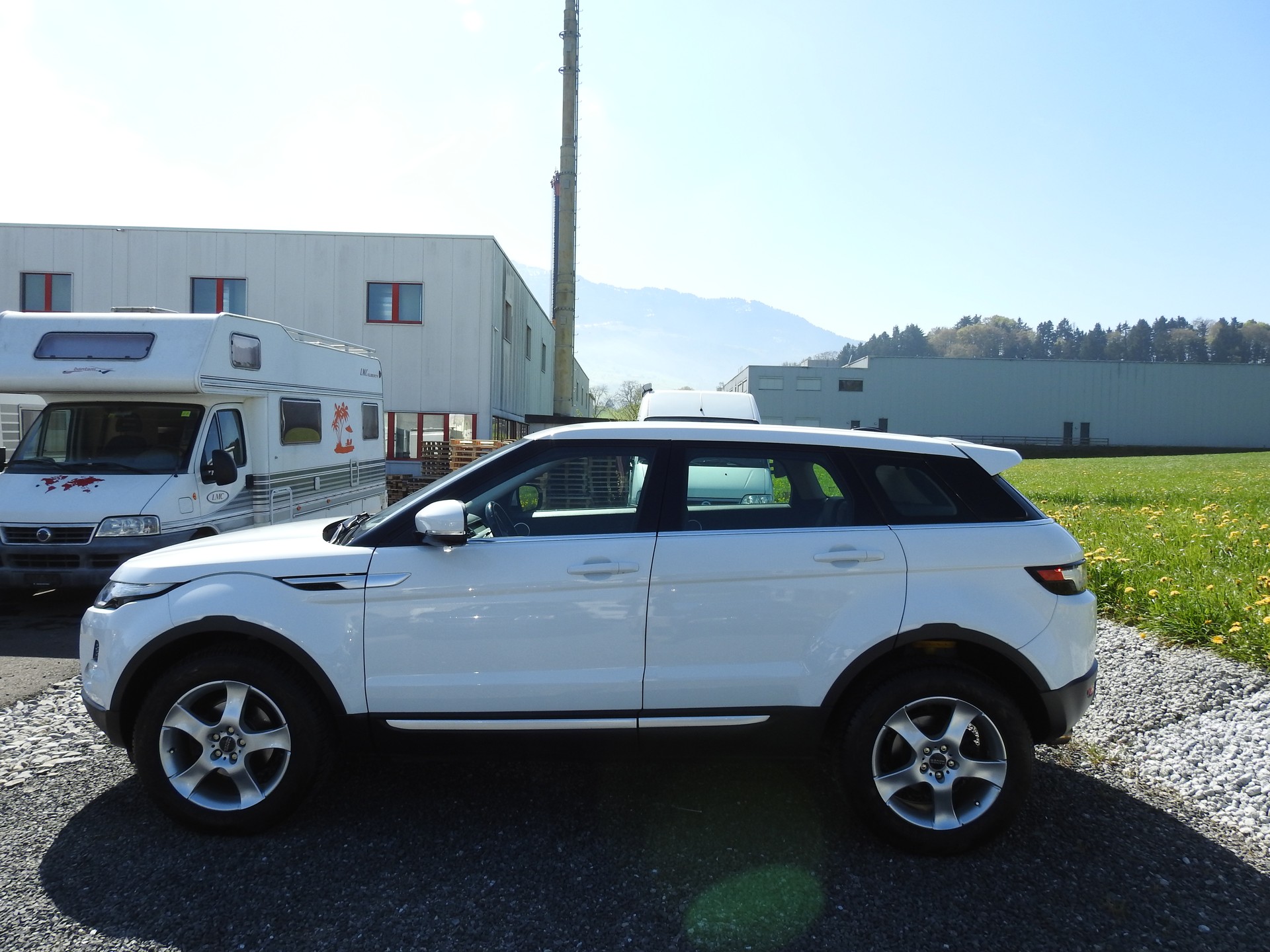 LAND ROVER Range Rover Evoque 2.0 Si4 Prestige AT6-image-2