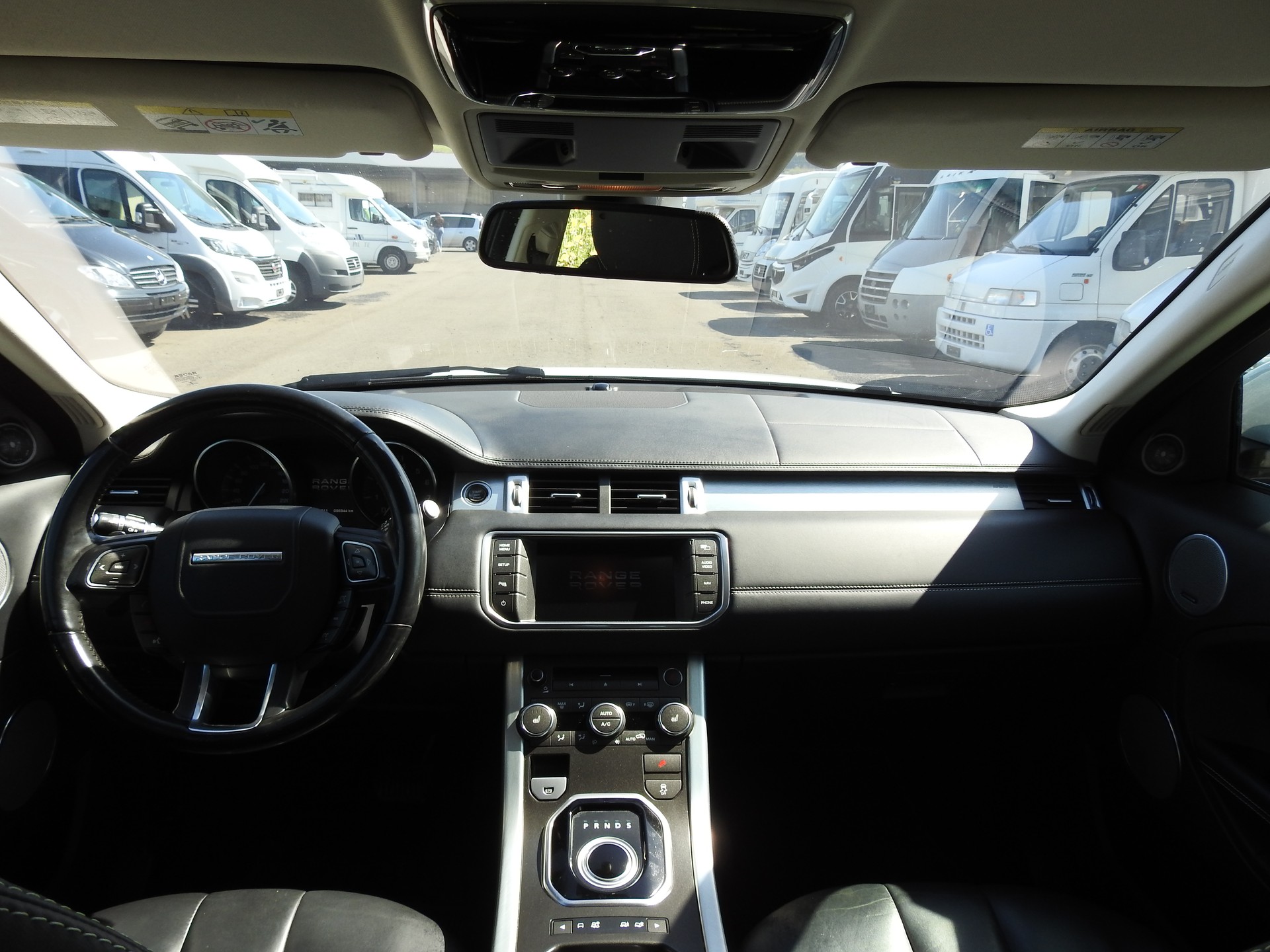 LAND ROVER Range Rover Evoque 2.0 Si4 Prestige AT6-image-16