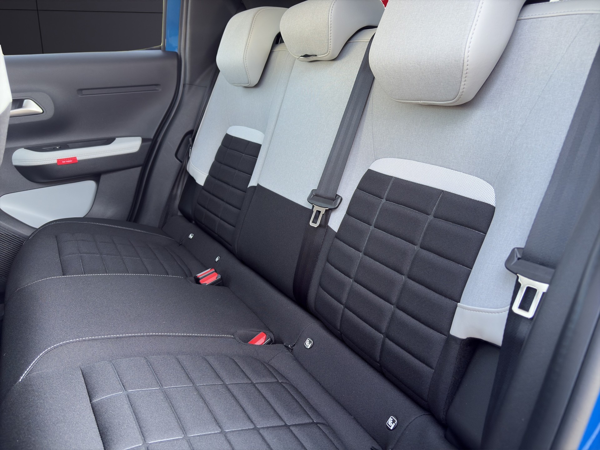 CITROEN C3 1.2 MHEV Tricol. DCS6-image-5