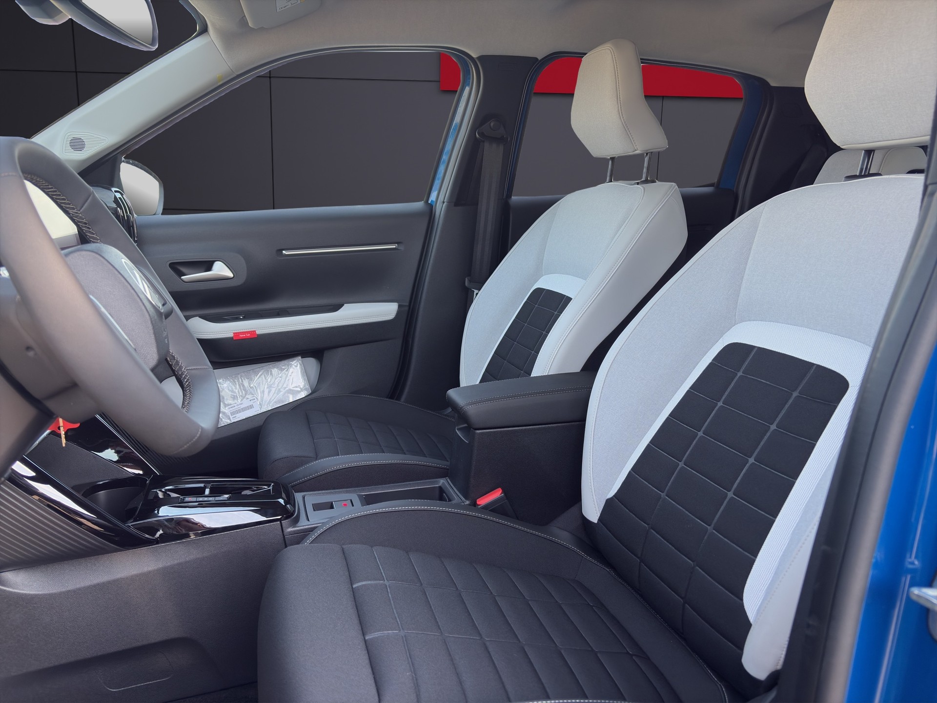 CITROEN C3 1.2 MHEV Tricol. DCS6-image-4