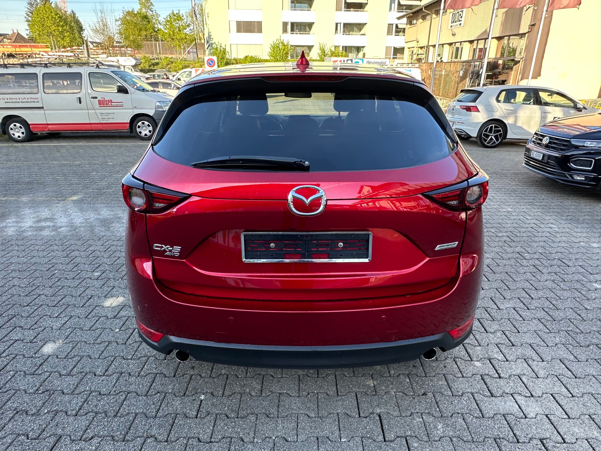 MAZDA CX-5 SKYACTIV-D 175 Revolution AWD-image-3