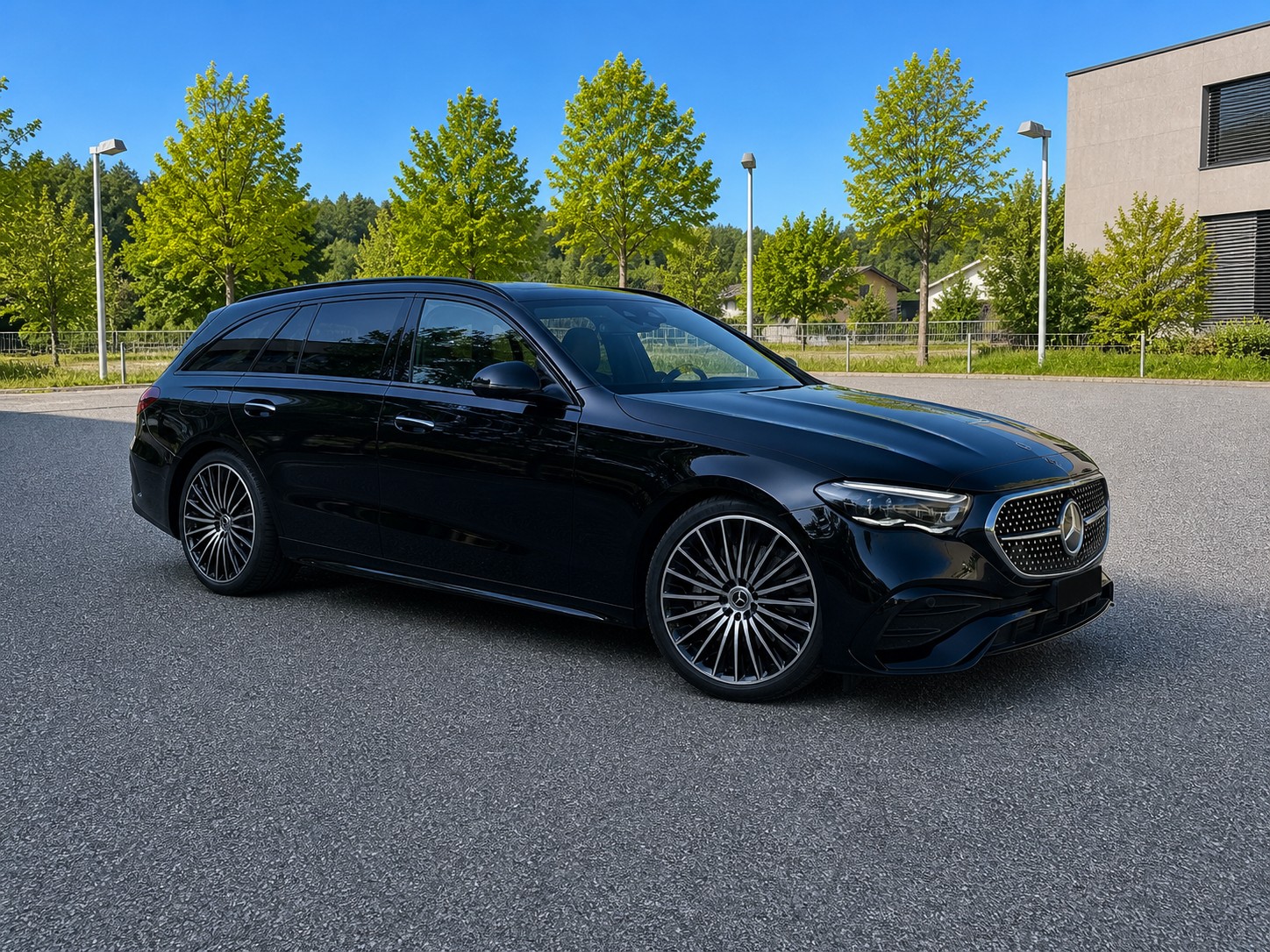 MERCEDES-BENZ E 220 d T 4MATIC AMG | Digital Light | 4D Burmester | HUD | 360° | CH | Garantie | usw.-image-9