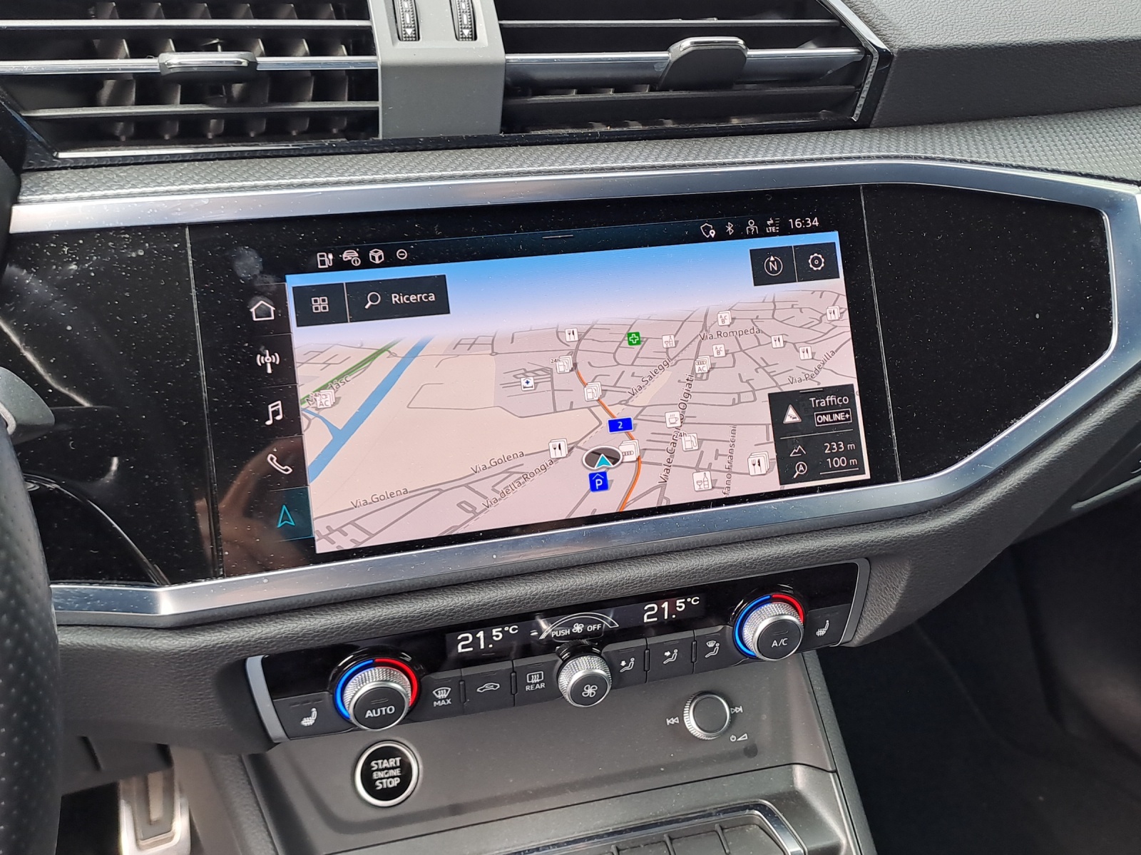 AUDI Q3 45 TFSI e S line Attraction S-tronic-image-11