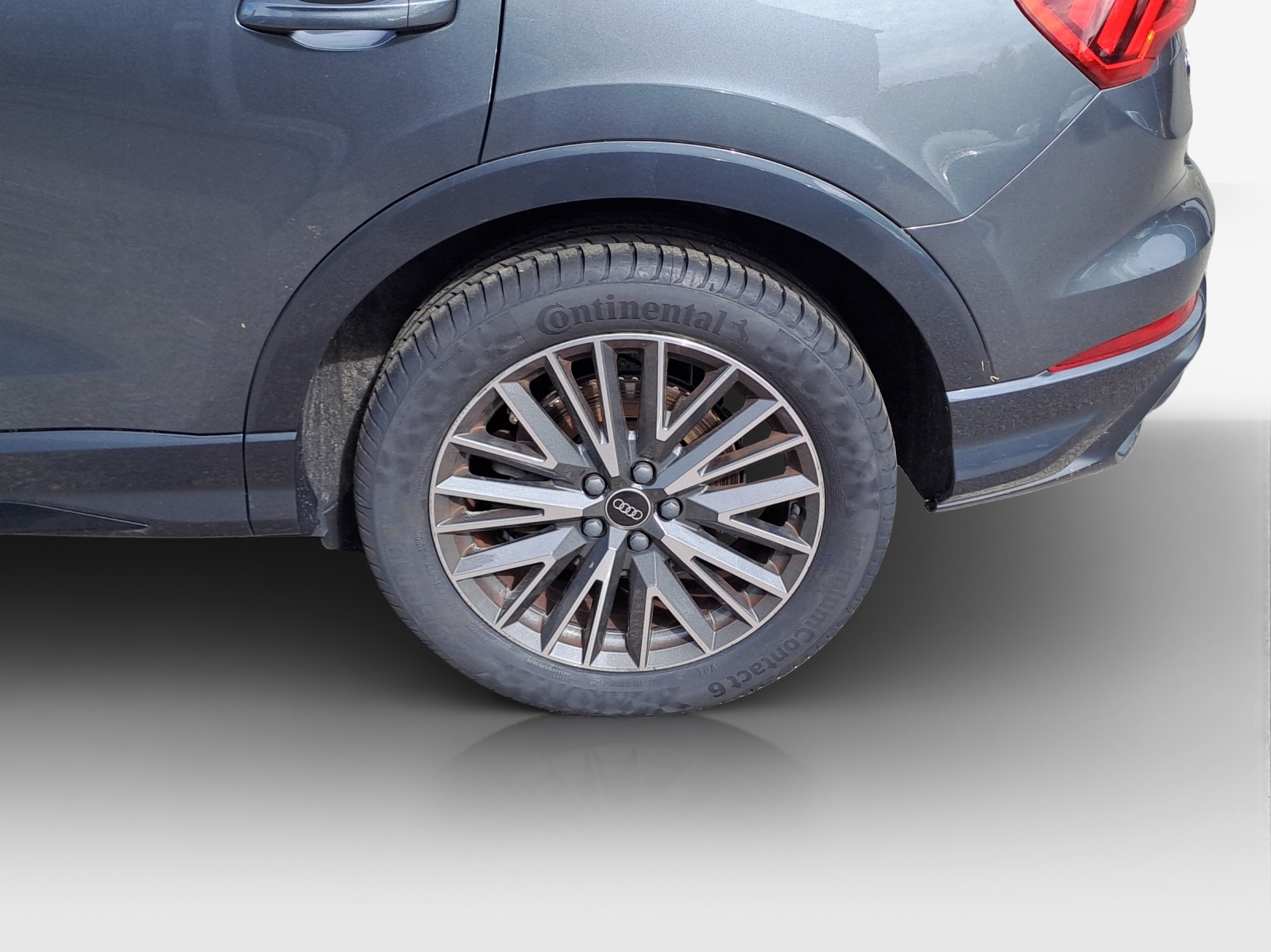 AUDI Q3 45 TFSI e S line Attraction S-tronic-image-14