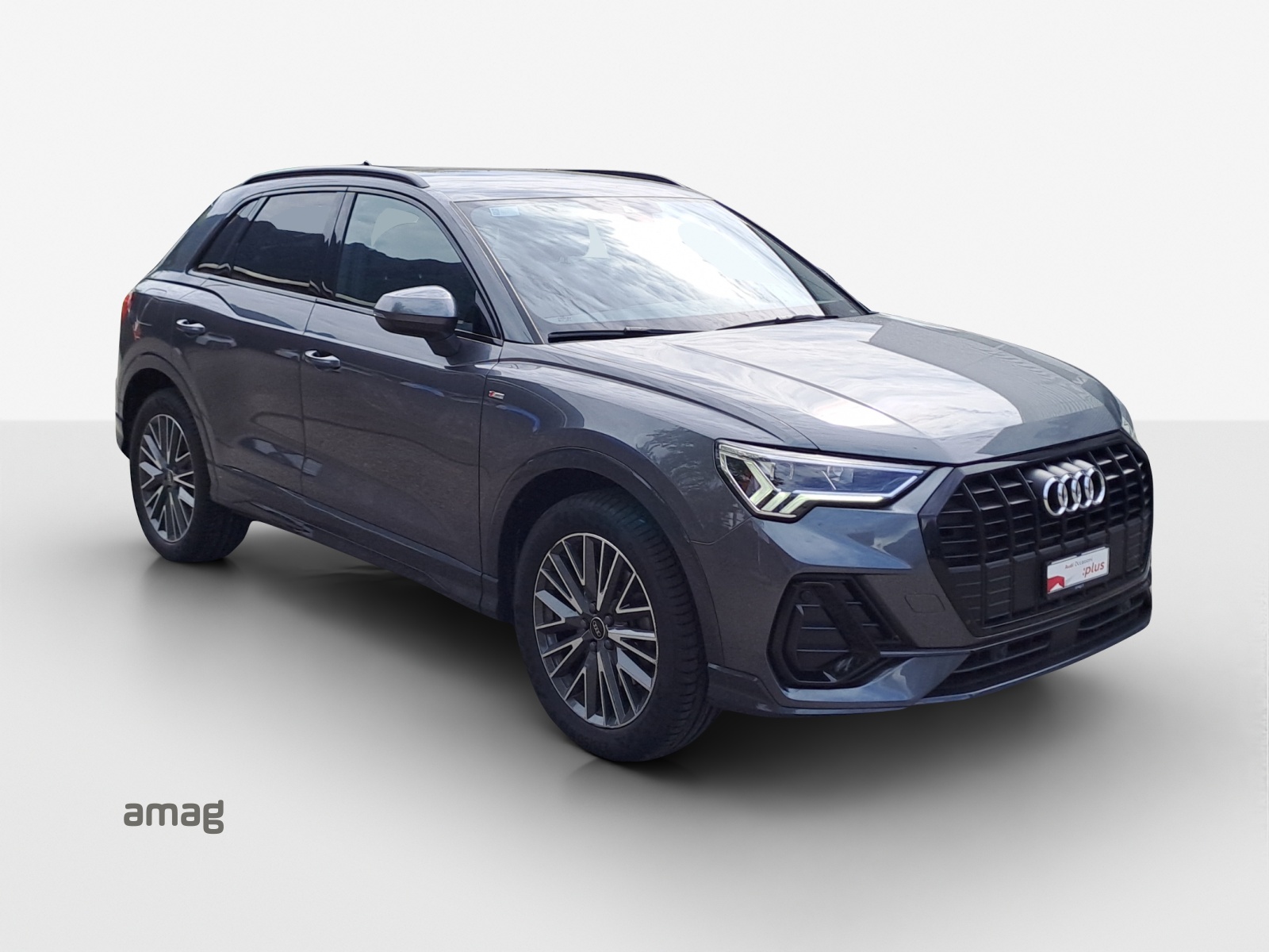 AUDI Q3 45 TFSI e S line Attraction S-tronic-image-6