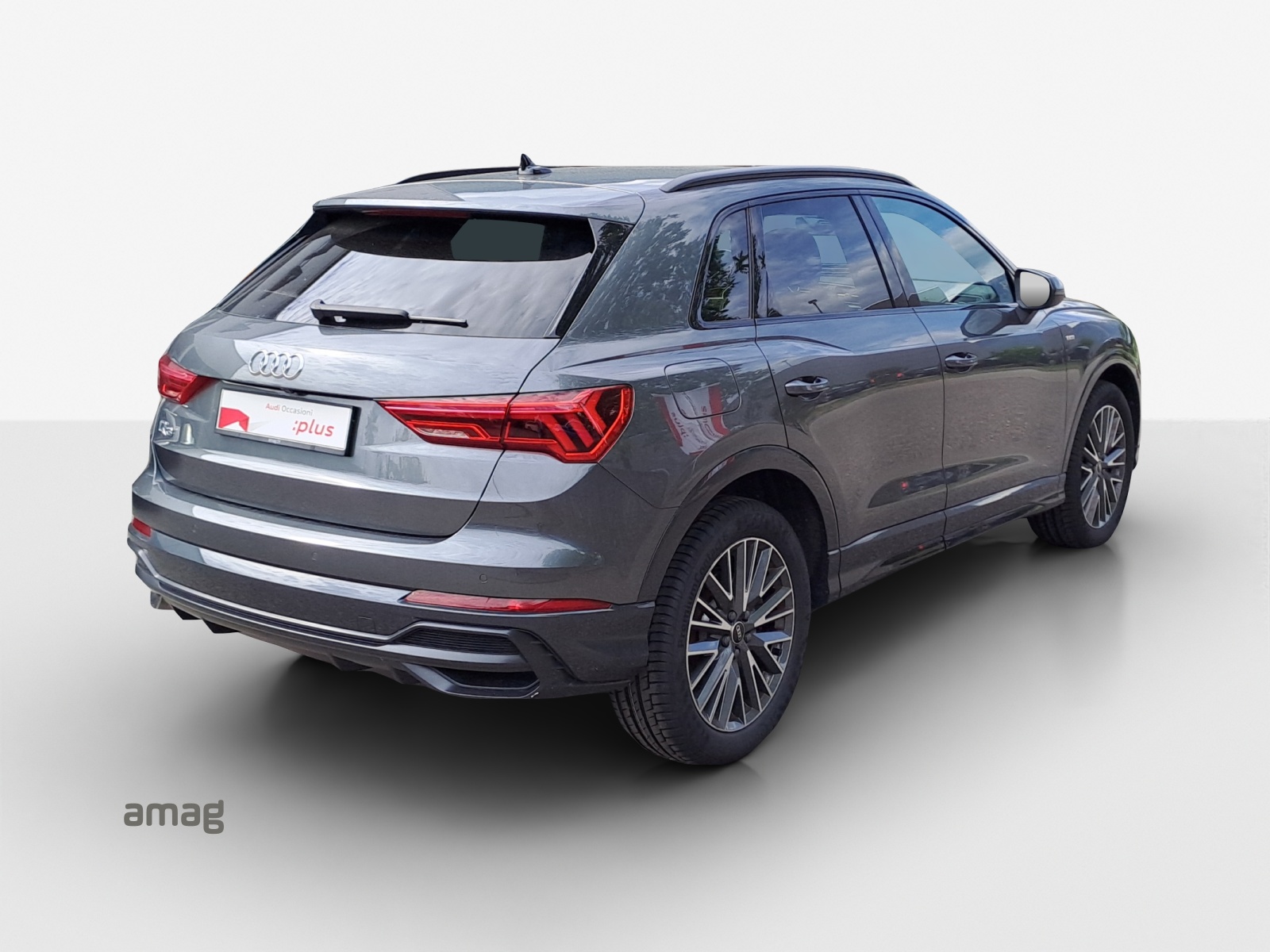 AUDI Q3 45 TFSI e S line Attraction S-tronic-image-5