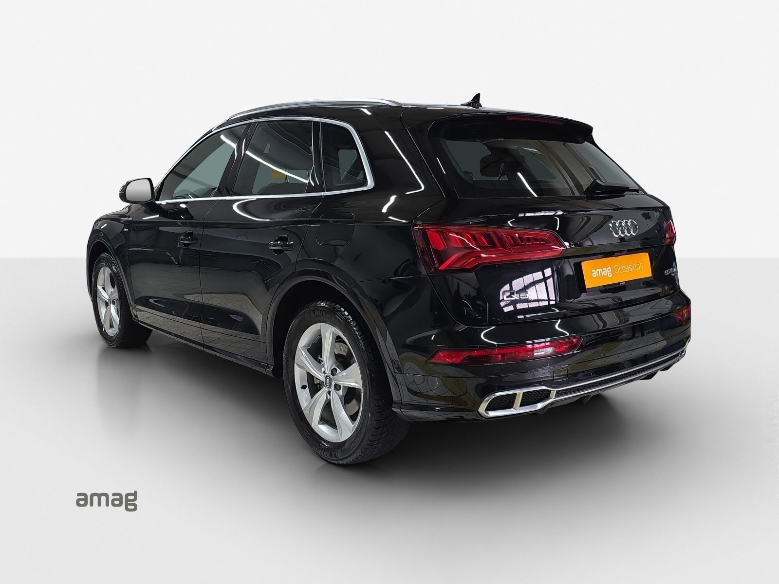 AUDI Q5 55 TFSI e sport quattro-image-2