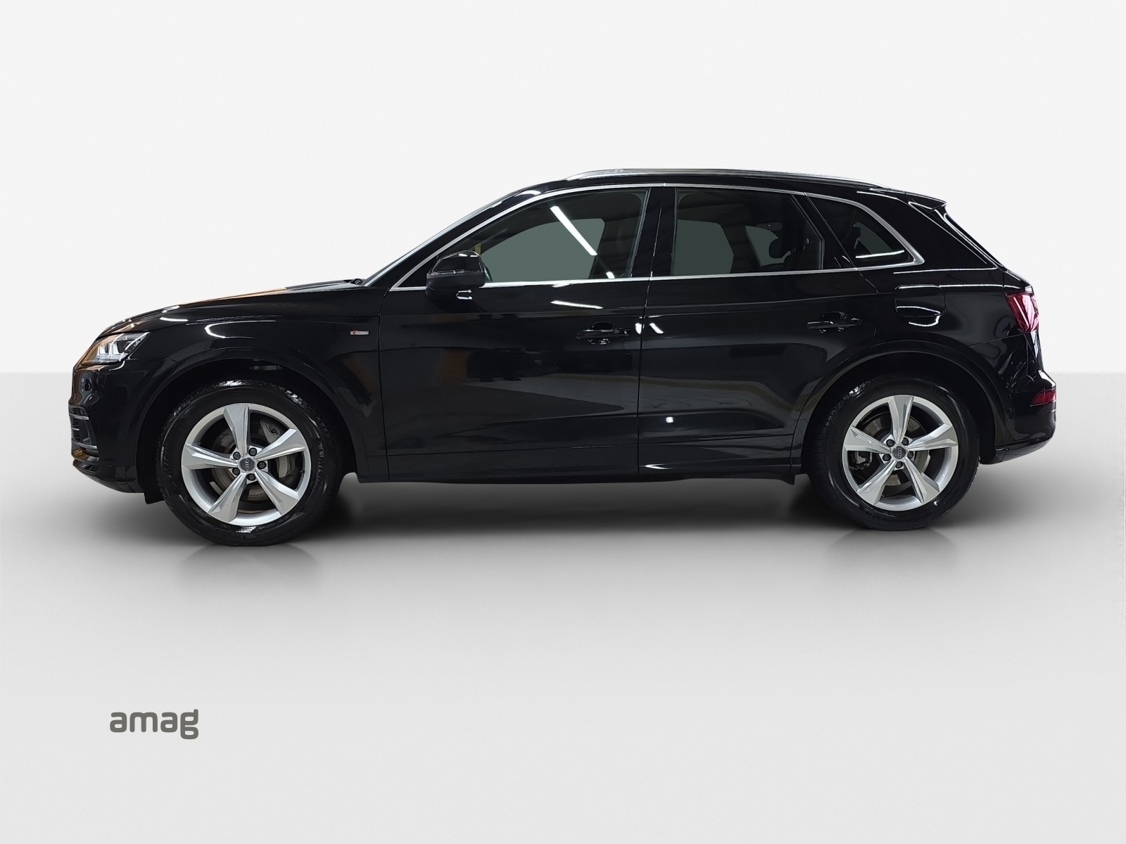 AUDI Q5 55 TFSI e sport quattro-image-1