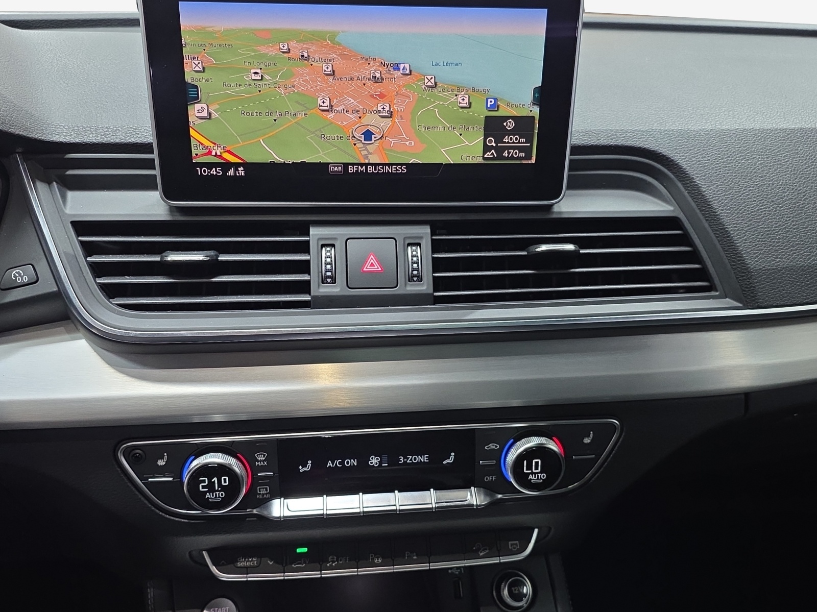 AUDI Q5 55 TFSI e sport quattro-image-10