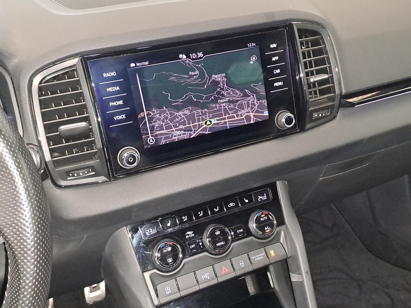 SKODA Karoq 2.0 TSI SportLine 4x4 DSG-image-10