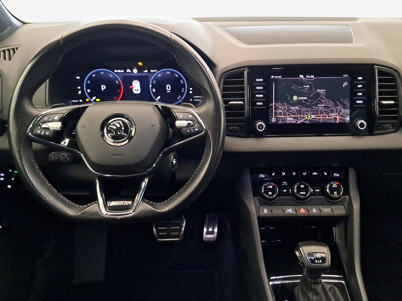 SKODA Karoq 2.0 TSI SportLine 4x4 DSG-image-8