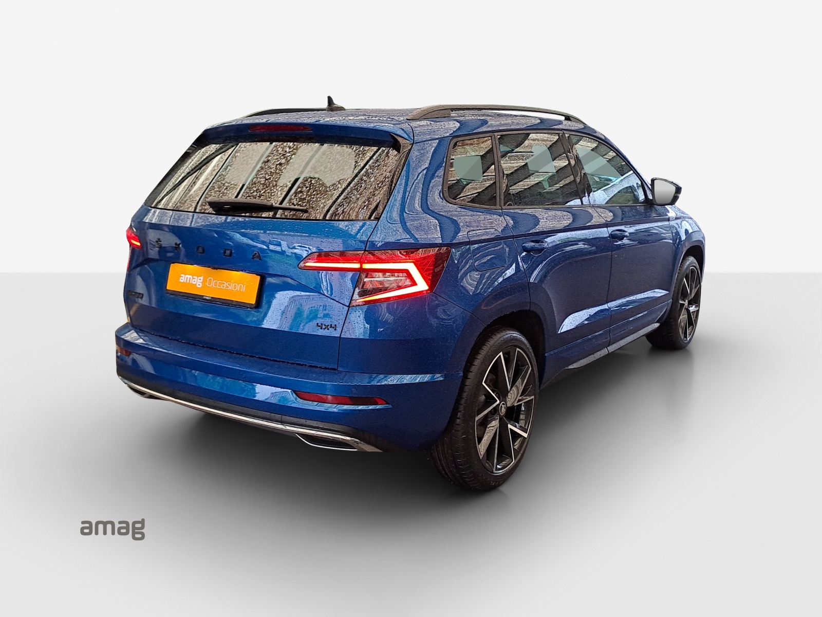 SKODA Karoq 2.0 TSI SportLine 4x4 DSG-image-4