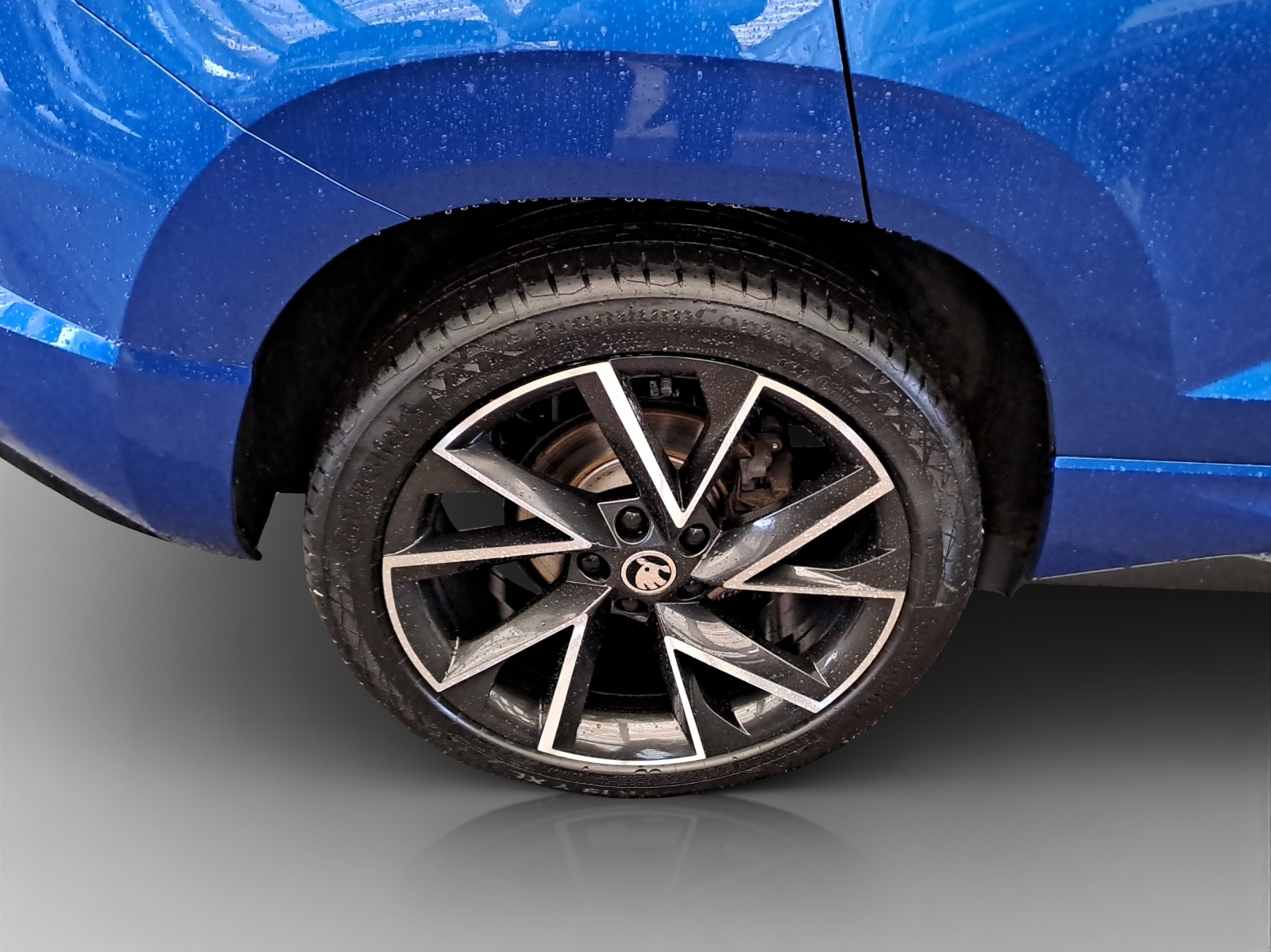SKODA Karoq 2.0 TSI SportLine 4x4 DSG-image-13