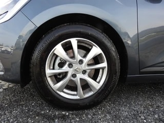 RENAULT Clio 1.0 Equilibre CVT-image-6