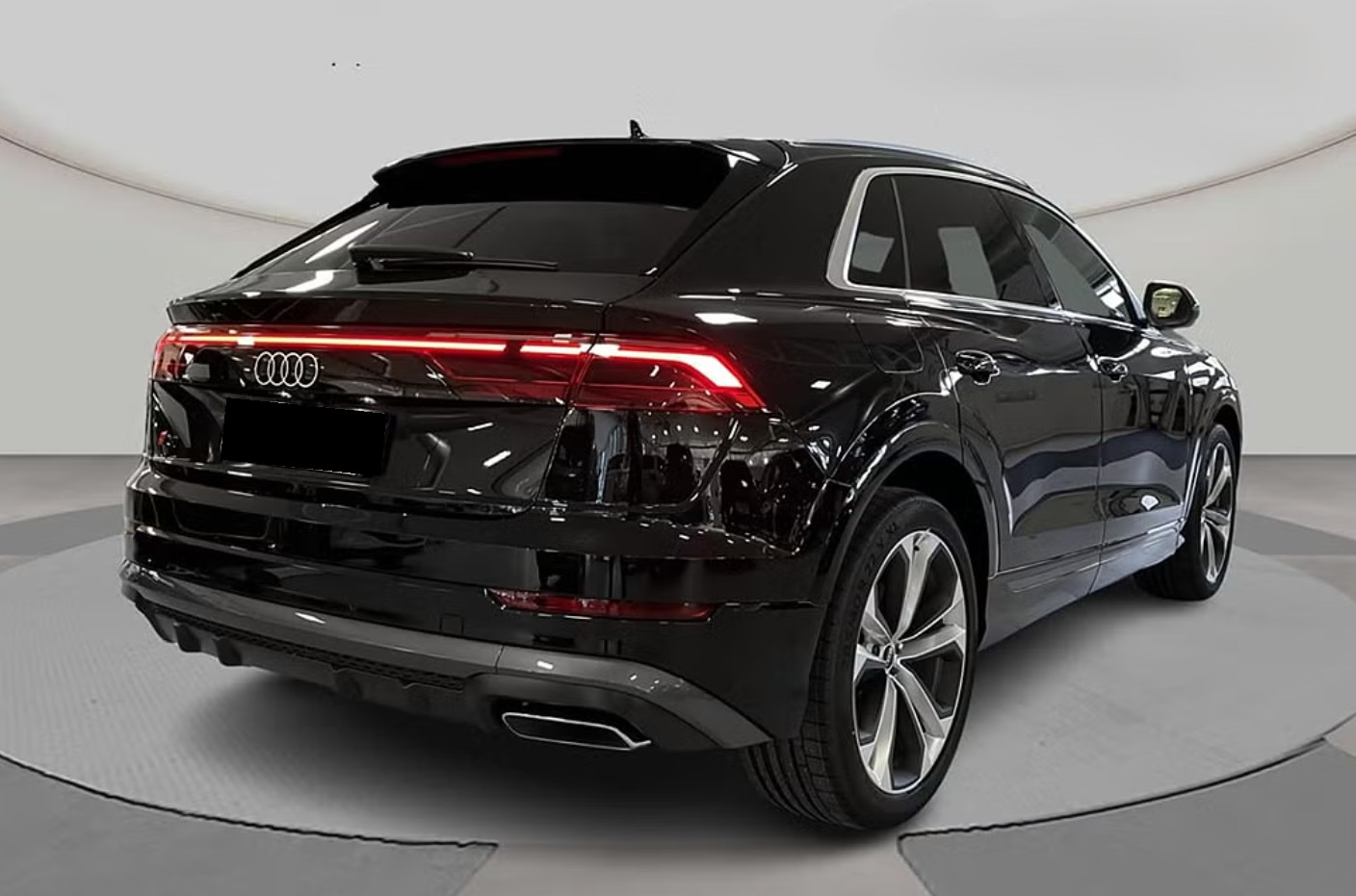 AUDI Q8 SUV 50 TDI quattro tiptronic-image-2