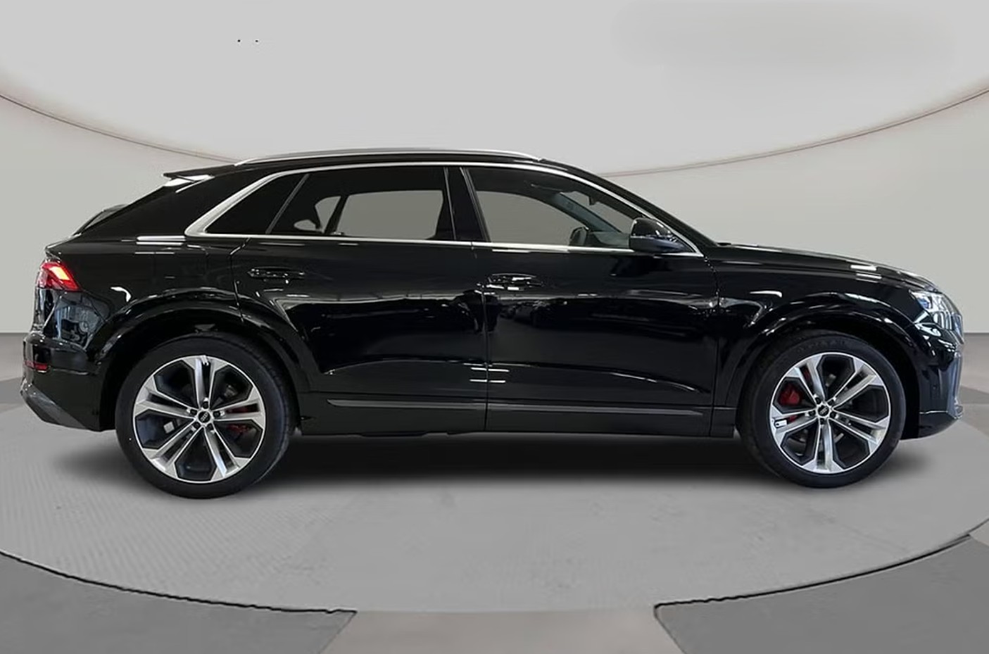 AUDI Q8 SUV 50 TDI quattro tiptronic-image-1