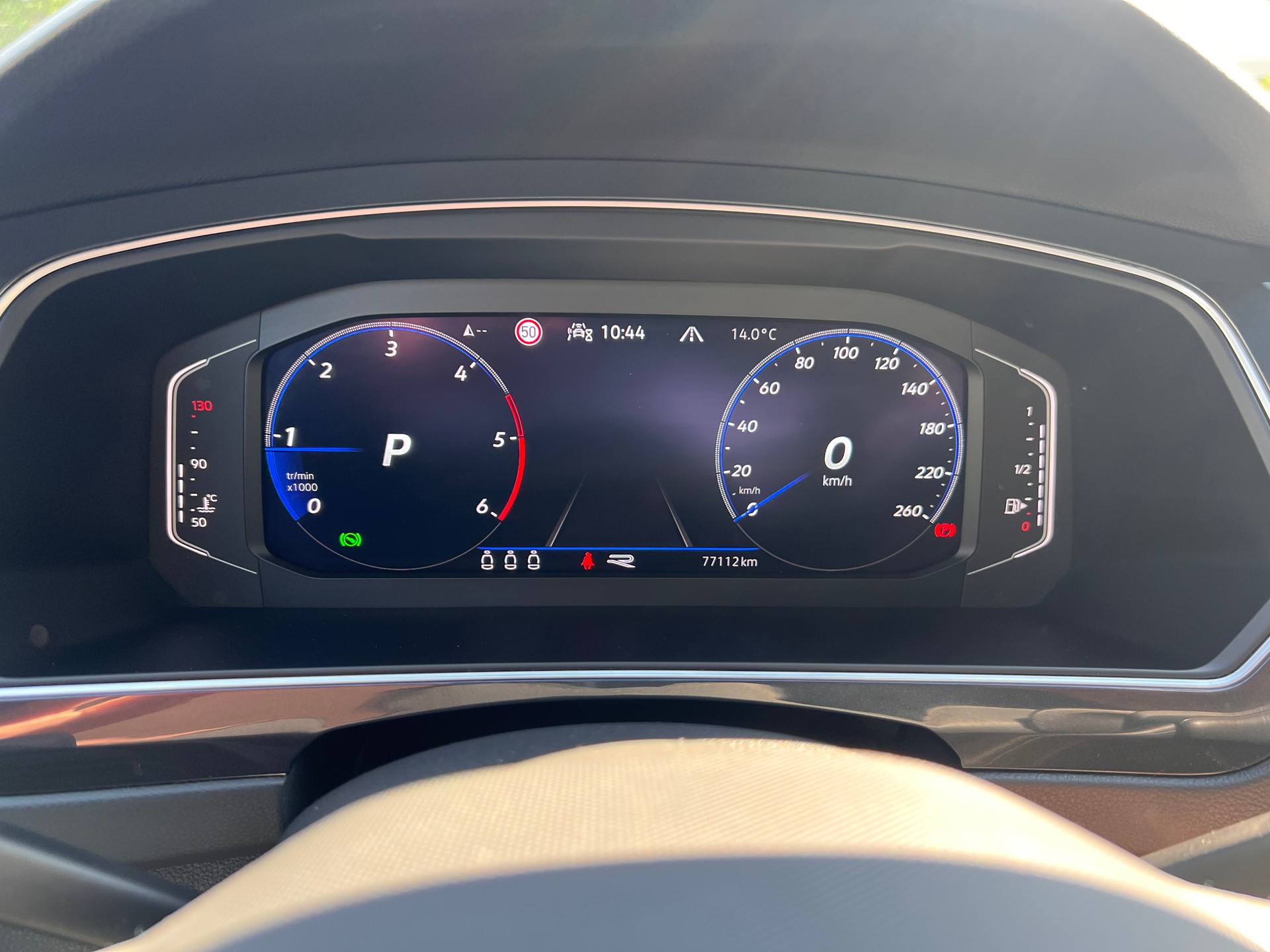 VW 2.0 TDI SCR R-Line SELECTION DSG-image-5