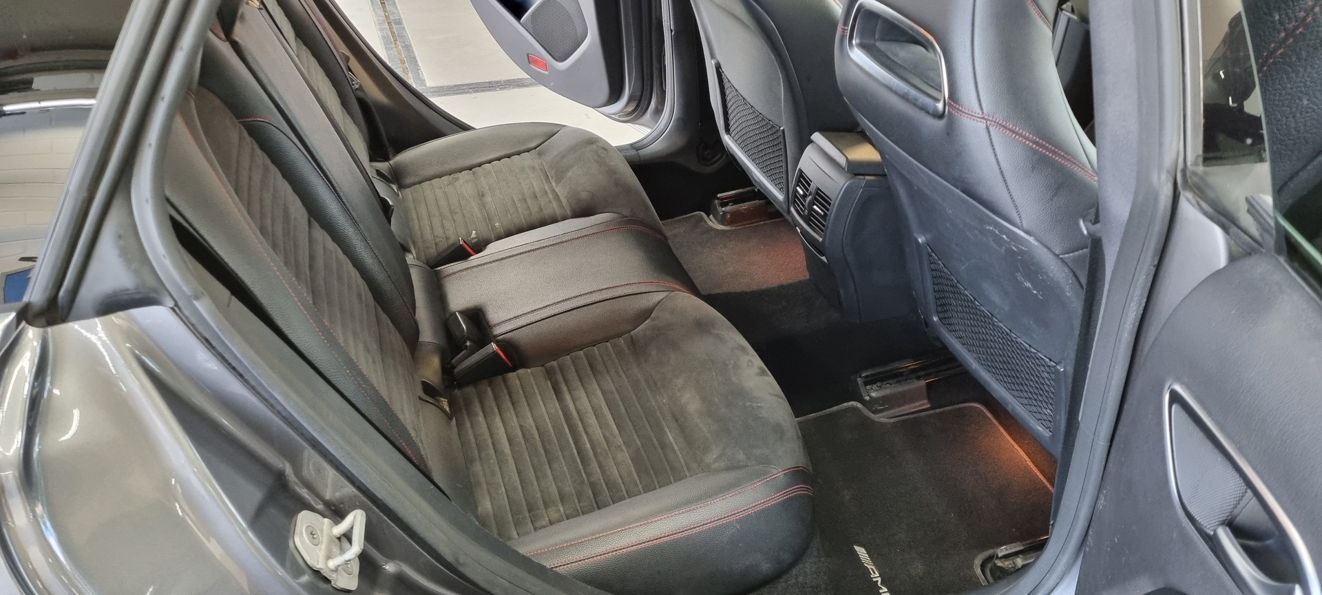 MERCEDES-BENZ CLA Shooting Brake 250 AMG Line 7G-DCT 4Matic-image-10