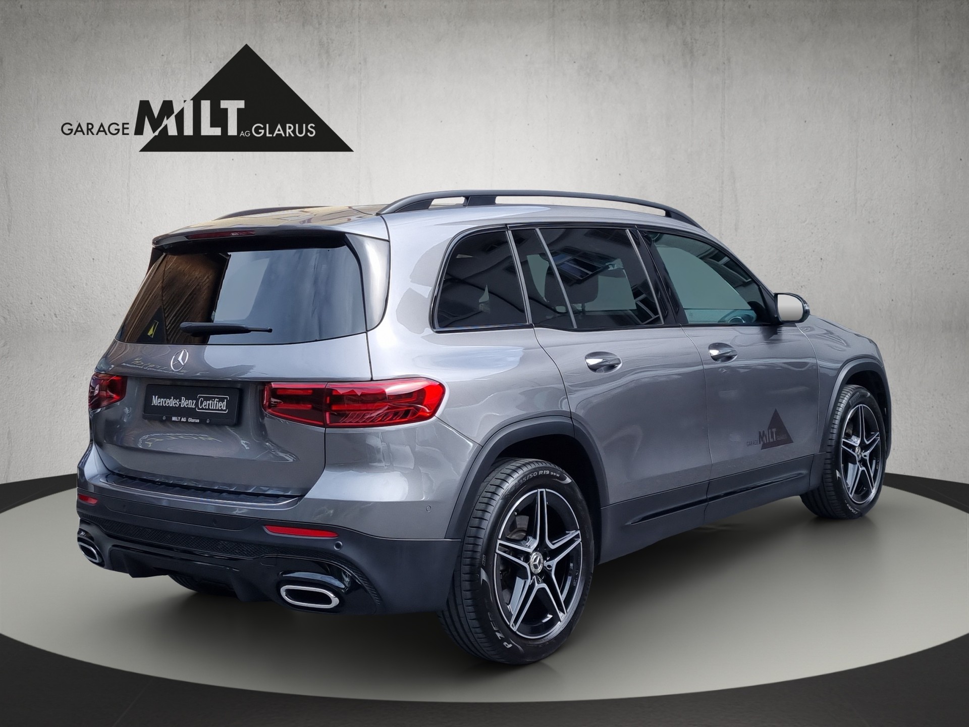 MERCEDES-BENZ GLB 220 d AMG Line 4matic-image-6