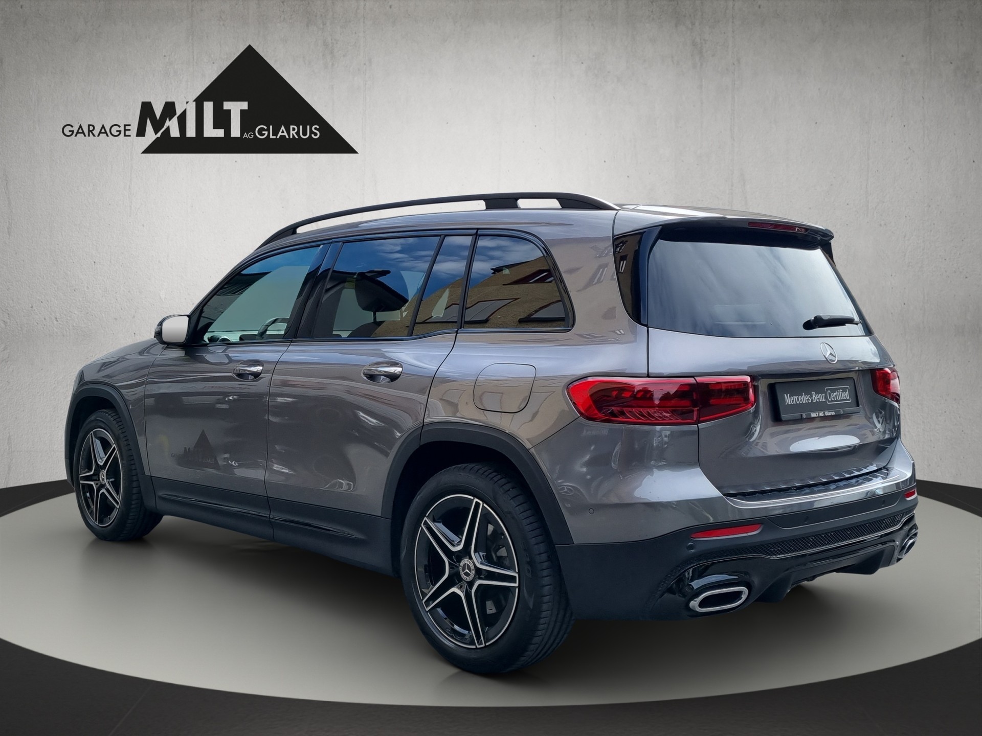 MERCEDES-BENZ GLB 220 d AMG Line 4matic-image-5