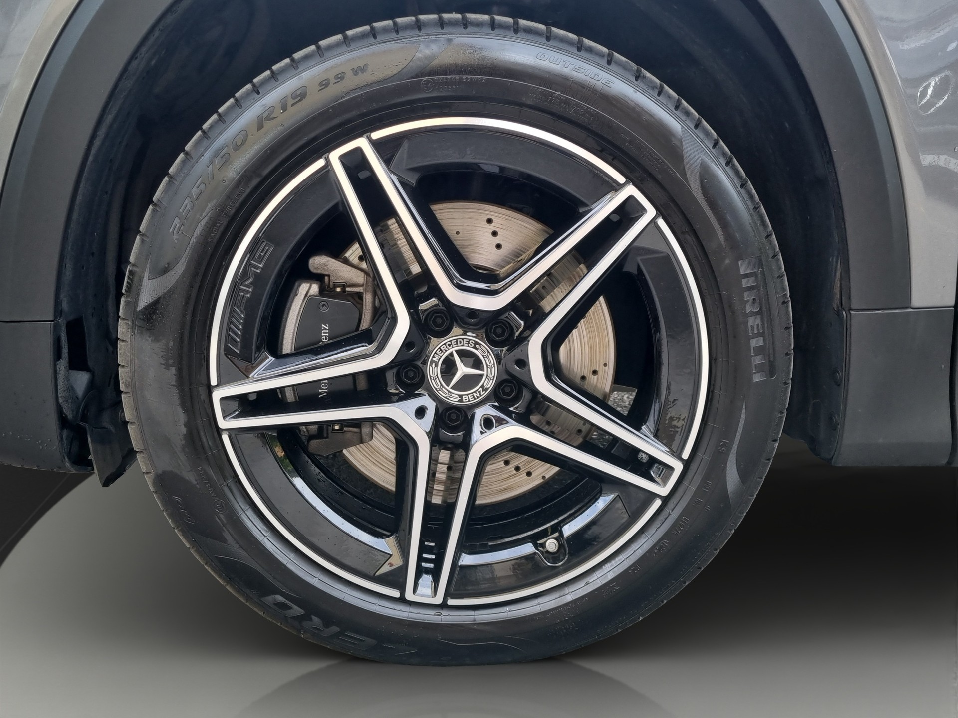 MERCEDES-BENZ GLB 220 d AMG Line 4matic-image-14