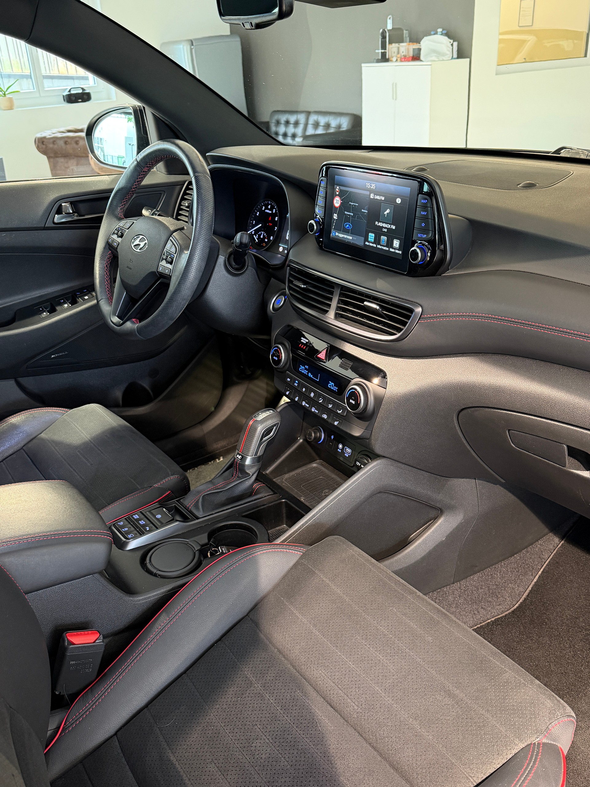 HYUNDAI Tucson 1.6 TGDI N-Line 4WD DCT-image-10