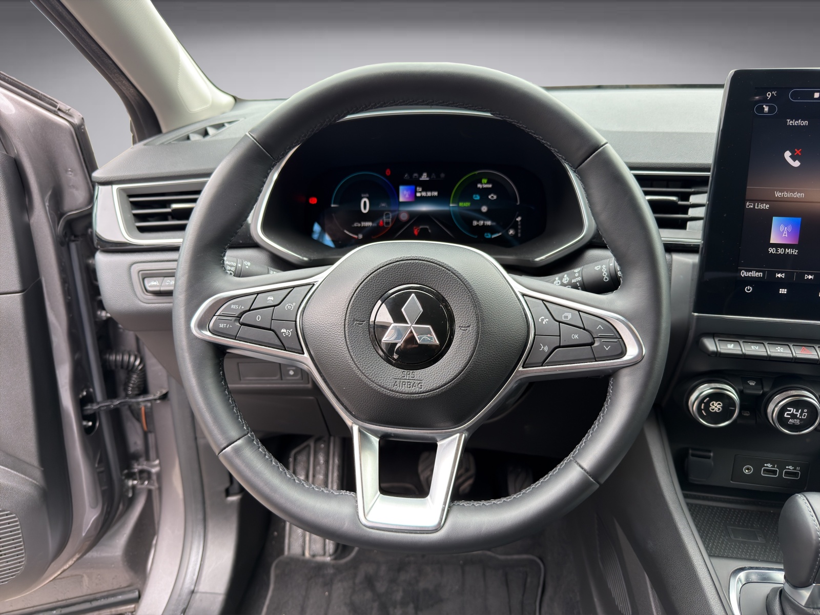 MITSUBISHI ASX 1.6 PHEV Intense-image-10
