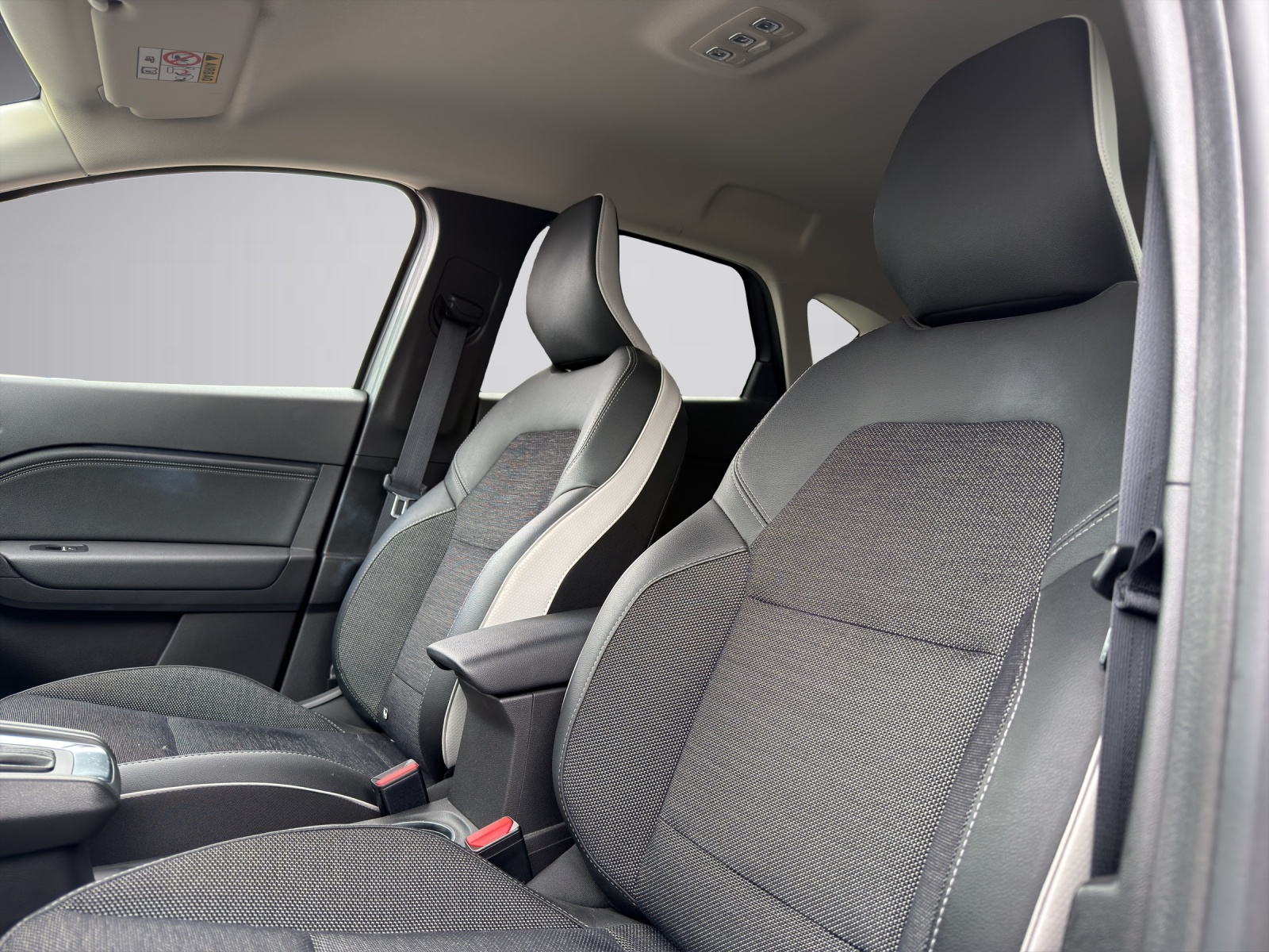 MITSUBISHI ASX 1.6 PHEV Intense-image-9